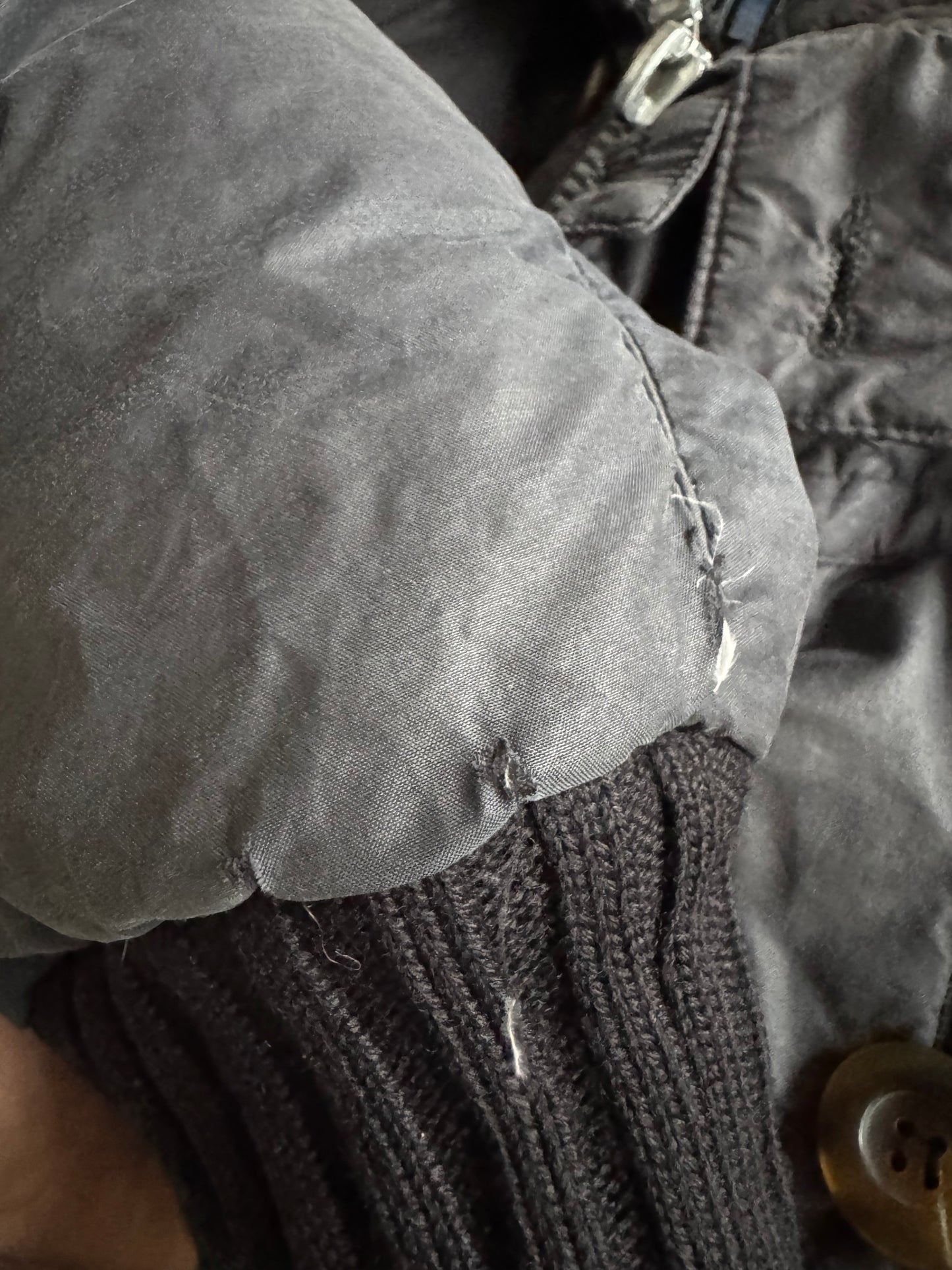 ⛷️ Geacă vintage Jet Set din puf natural cu guler din blană de raton – Made in Italy – mărime L