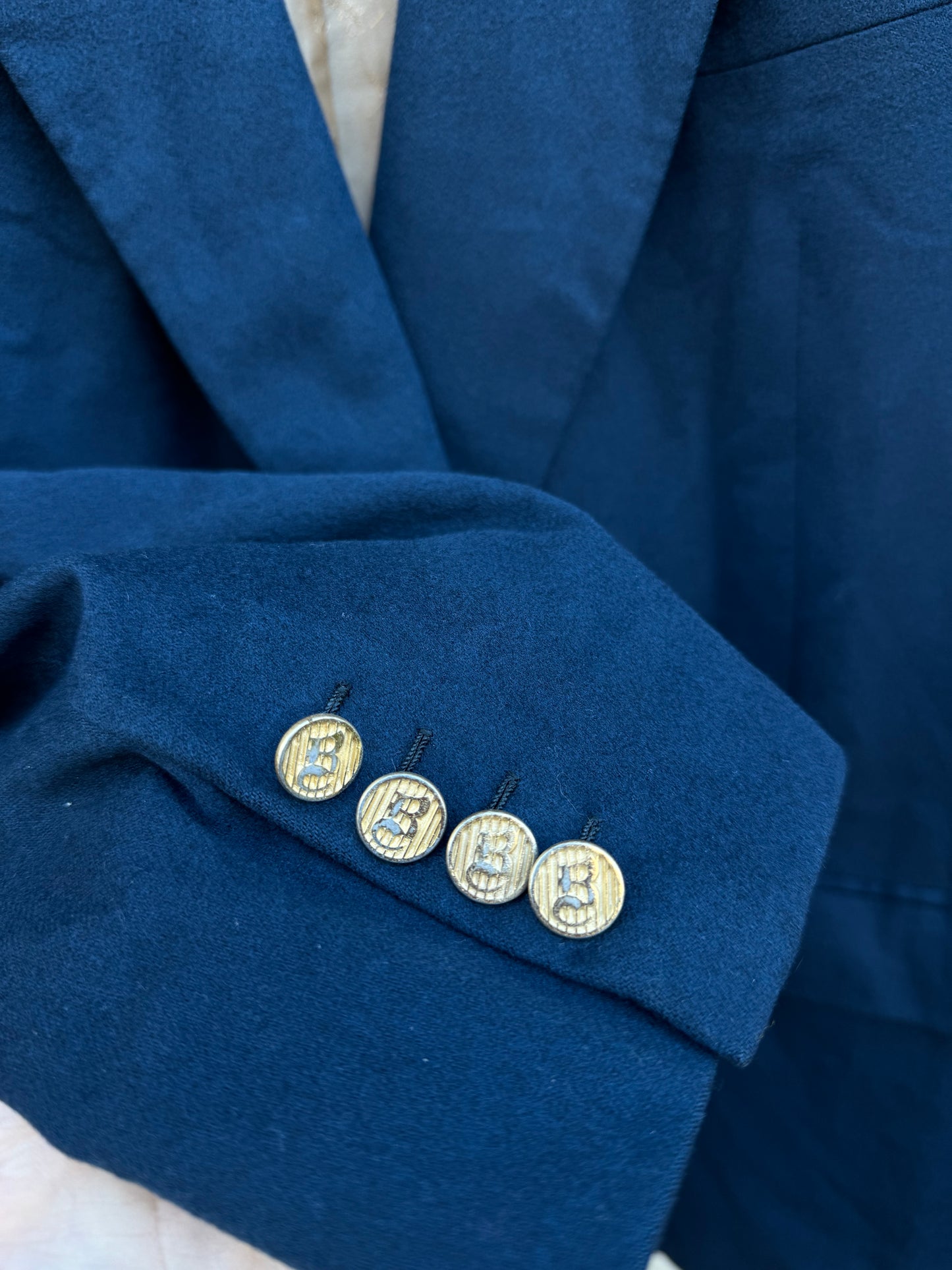 🎩 Blazer Vintage Brioni din Cașmir Light Navy – IT 60