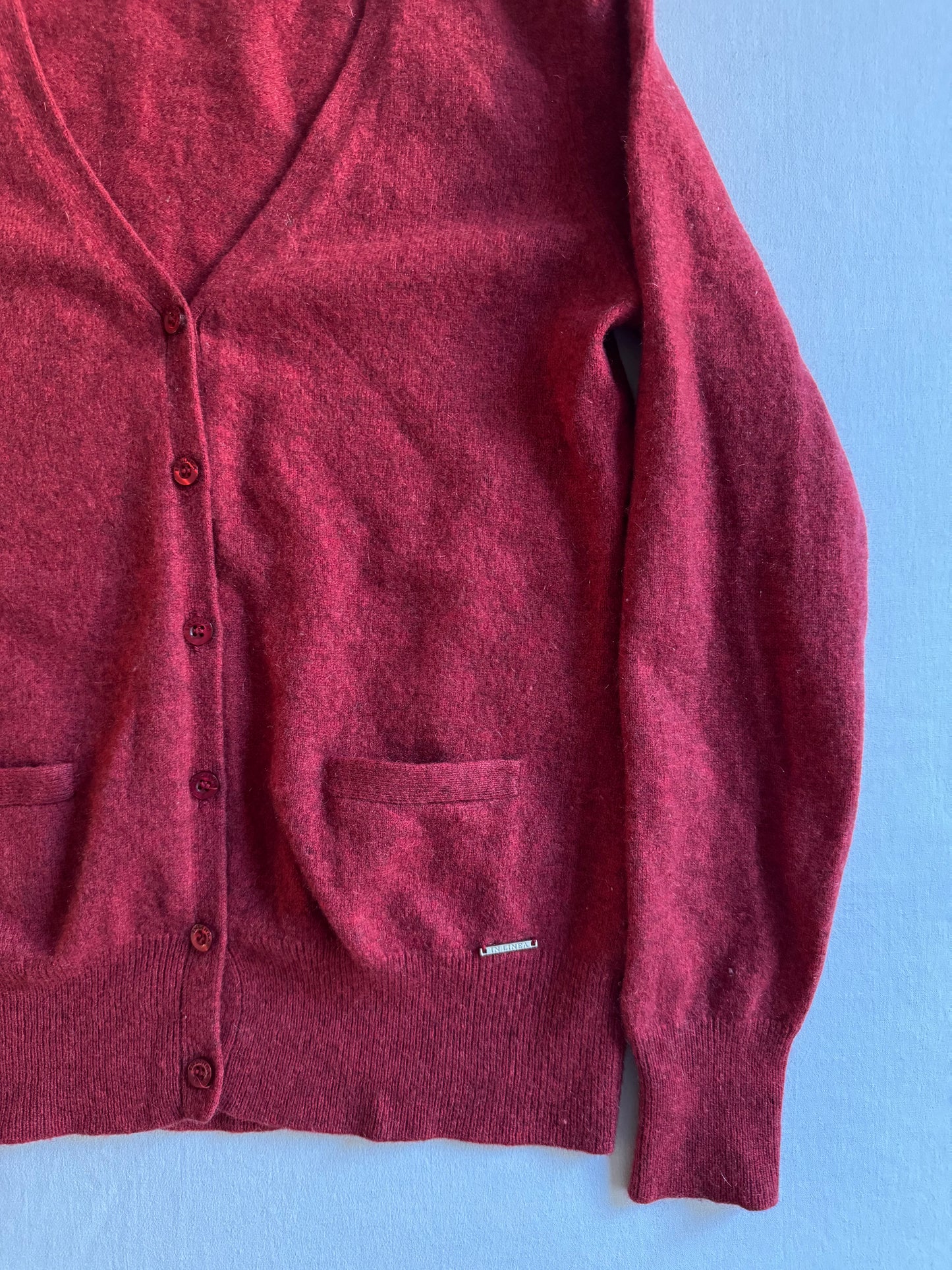 🧶 Cardigan roșu din cașmir – mărimea S femei