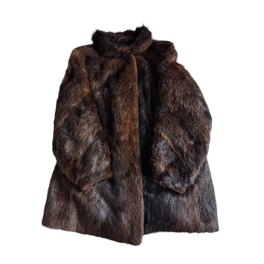 🧥 Haină Vintage din Blană – Mărime Aproximativă M/L Femei