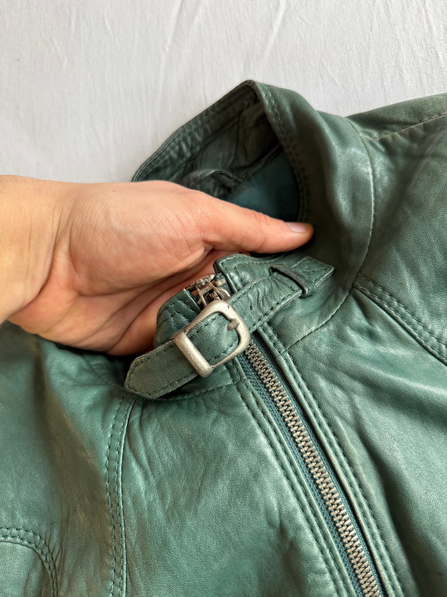 🏍️ Jachetă Biker Y2K din Piele de Miel Verde – EU 40 (L Damă)