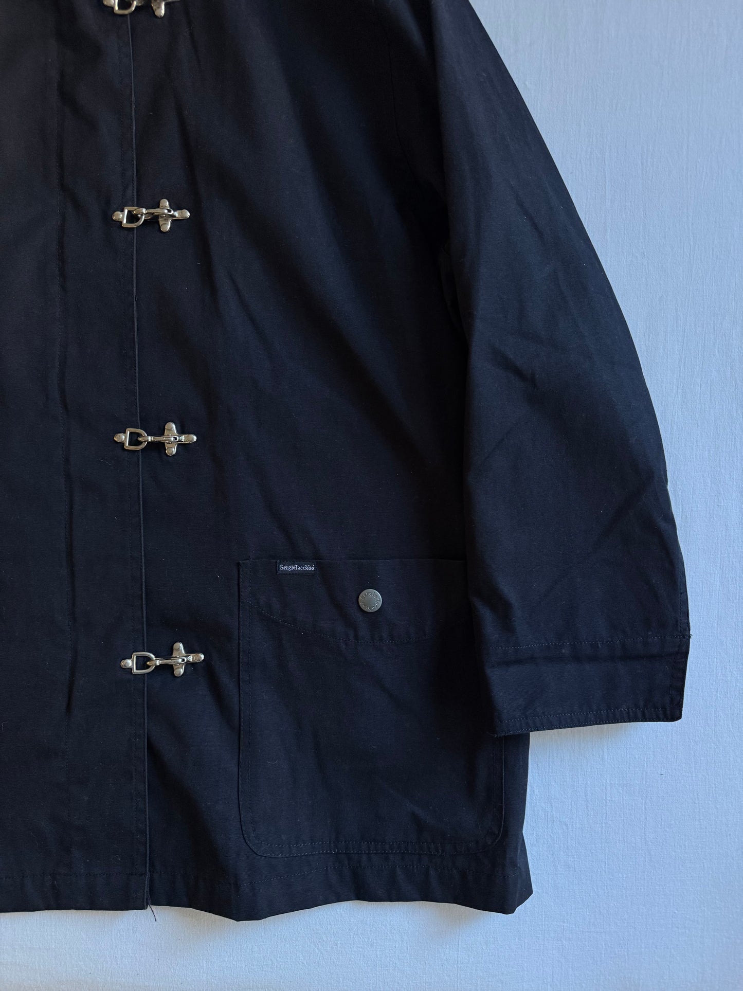 👨‍🚒 Jachetă Sergio Tacchini bleumarin închis cu închidere tip fireman clasp – mărimea M