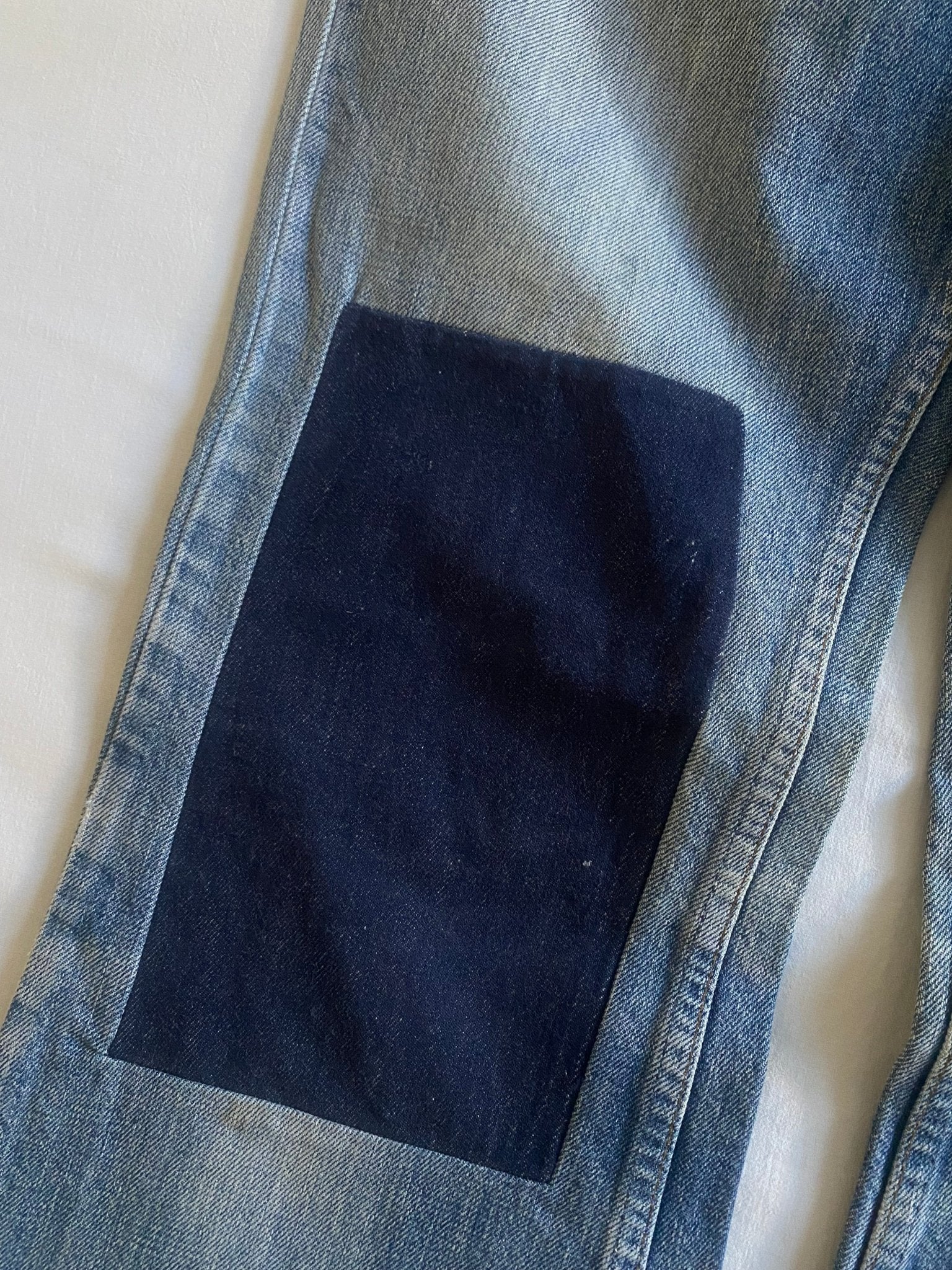 70's Vintage Levi's Orange Tab Light Wash Repaired Flared Jeans - anbracaminte