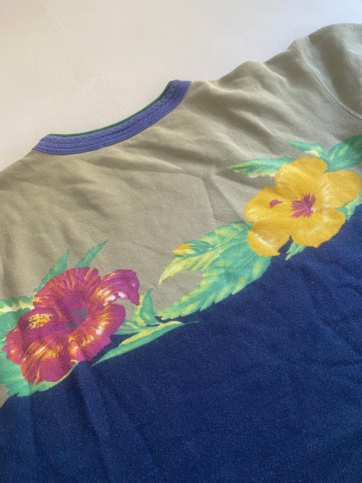 Vintage 90's Best Company Cropped Printed Floral Shirt