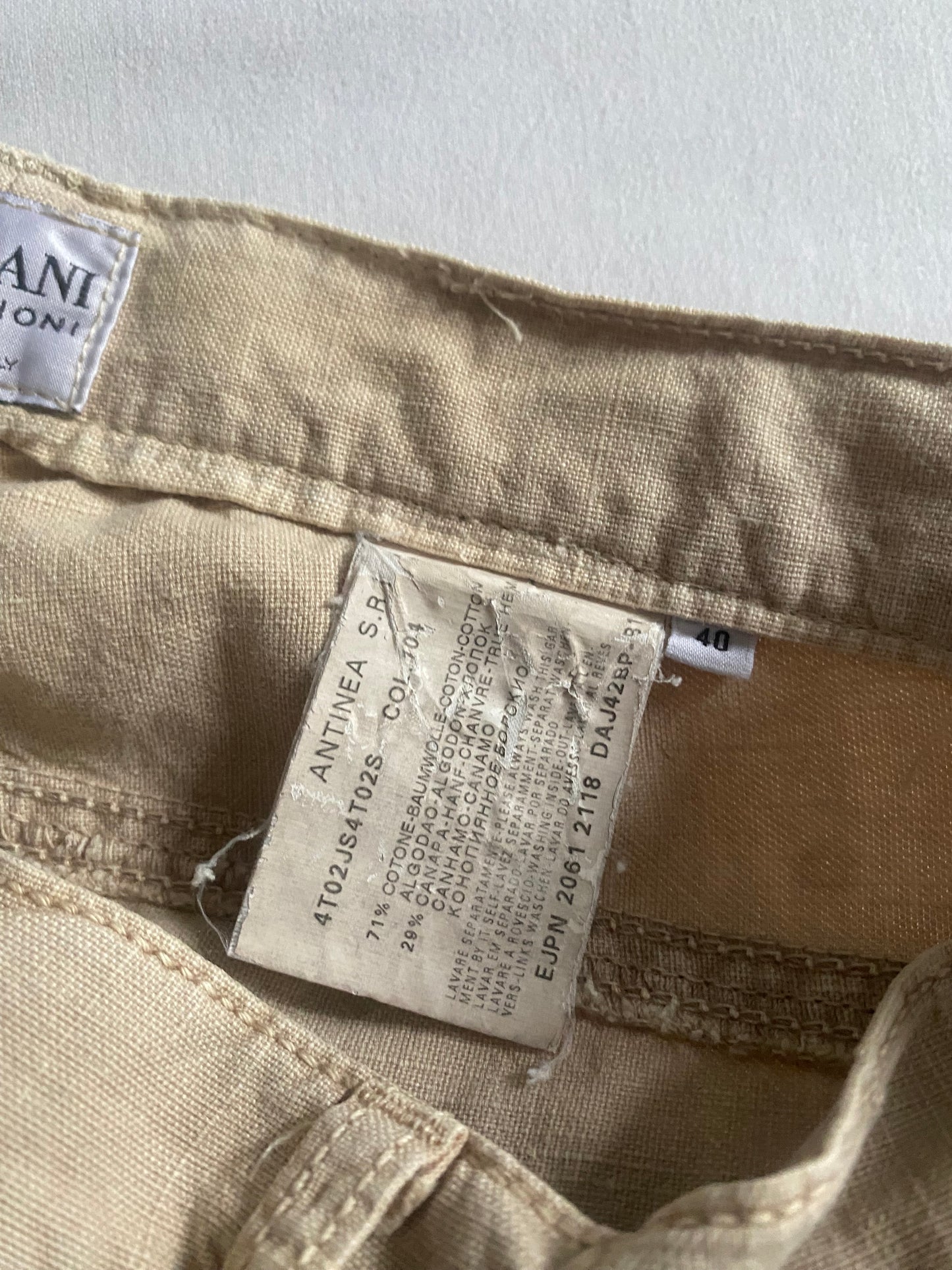 Armani Y2K – Pantaloni Crem din Bumbac și Cânepă