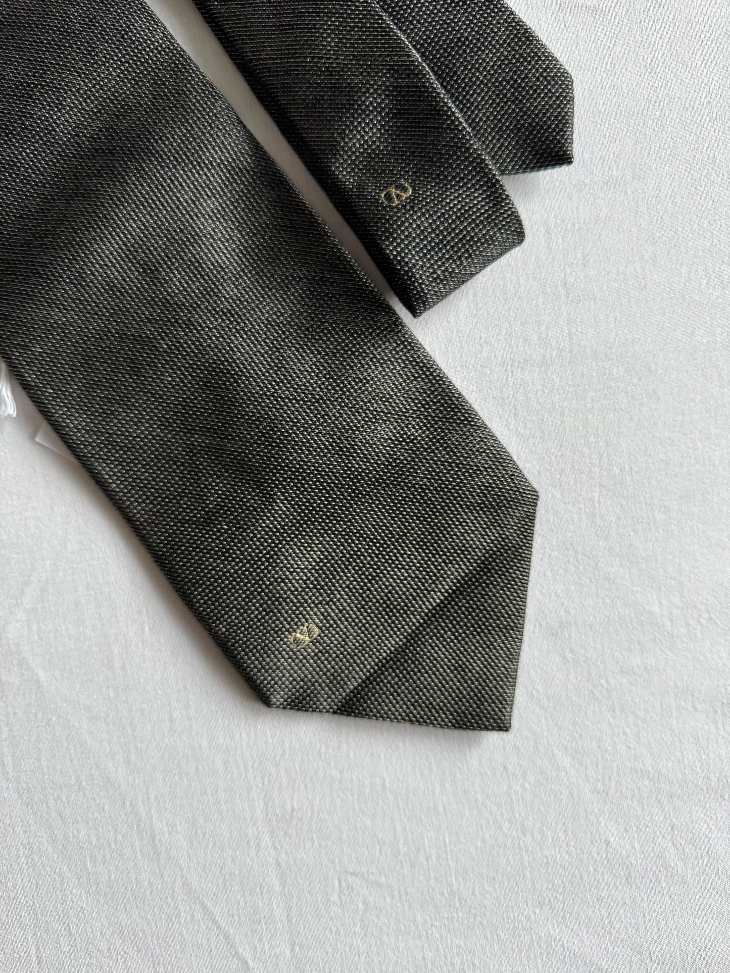 👔 Cravată Vintage Valentino din Mătase