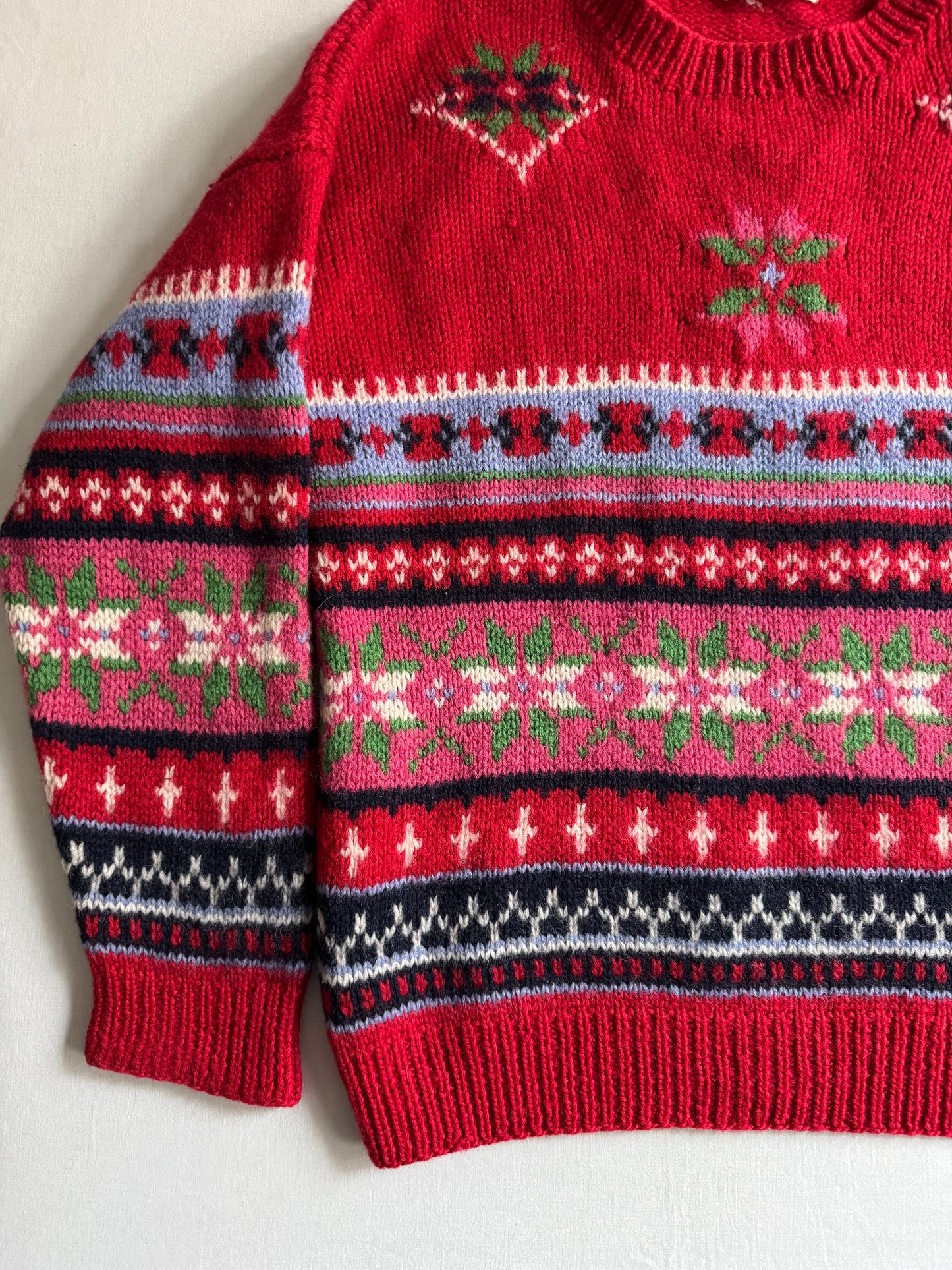 ❤️ Pulover Vintage Roșu cu Model Festiv – 100% Lână – Mărime M