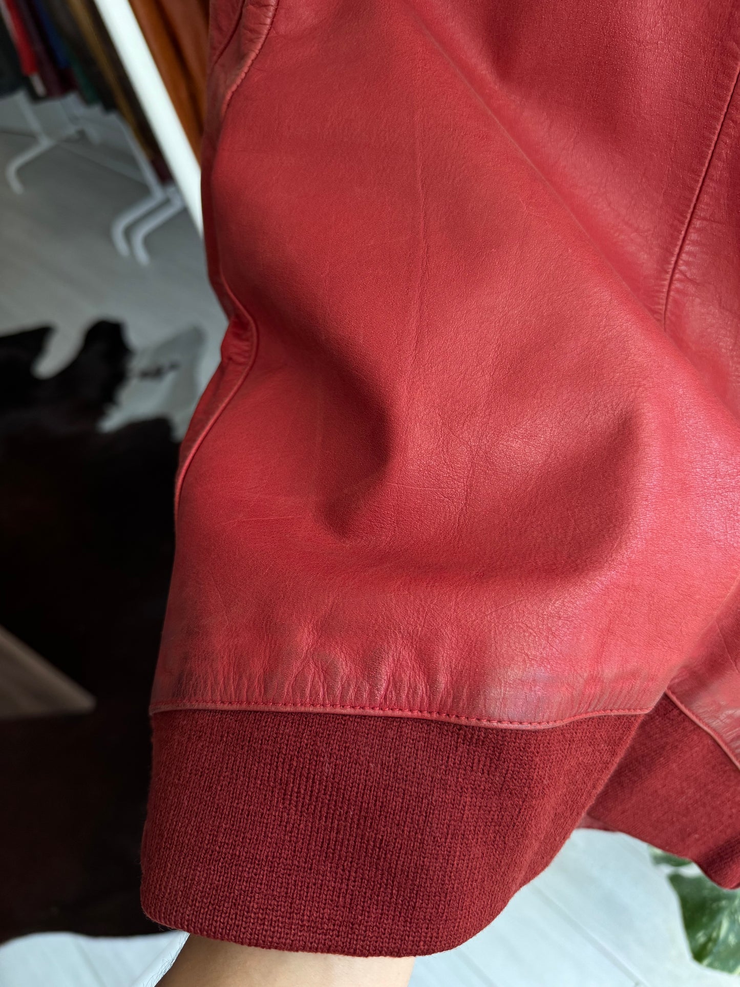 🍷 Jachetă Piele Buffalo Roșie Chevignon Y2K Vintage – Mărime S