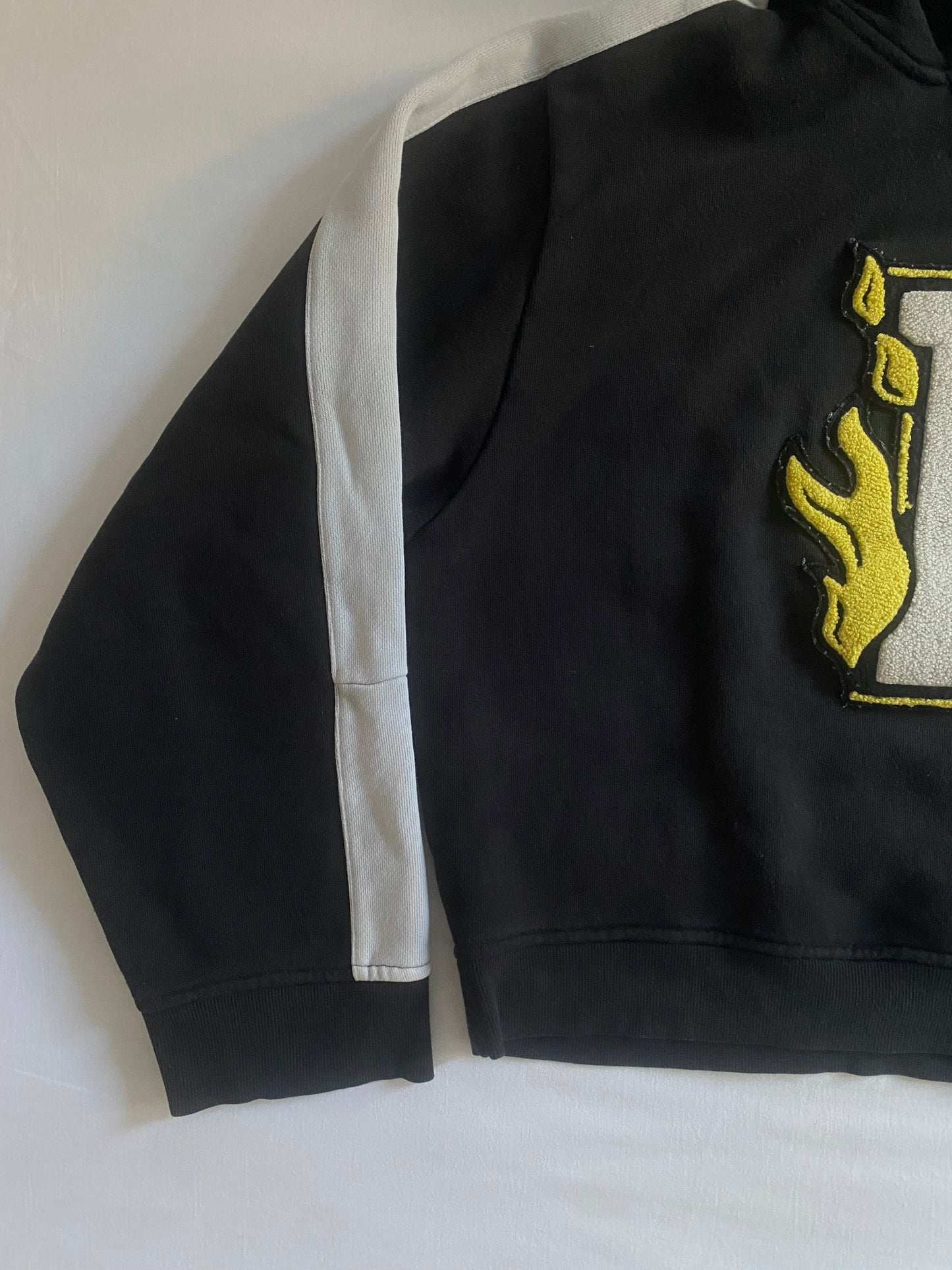 Puma x Rihanna – Cropped Oversized Hoodie – Women’s S