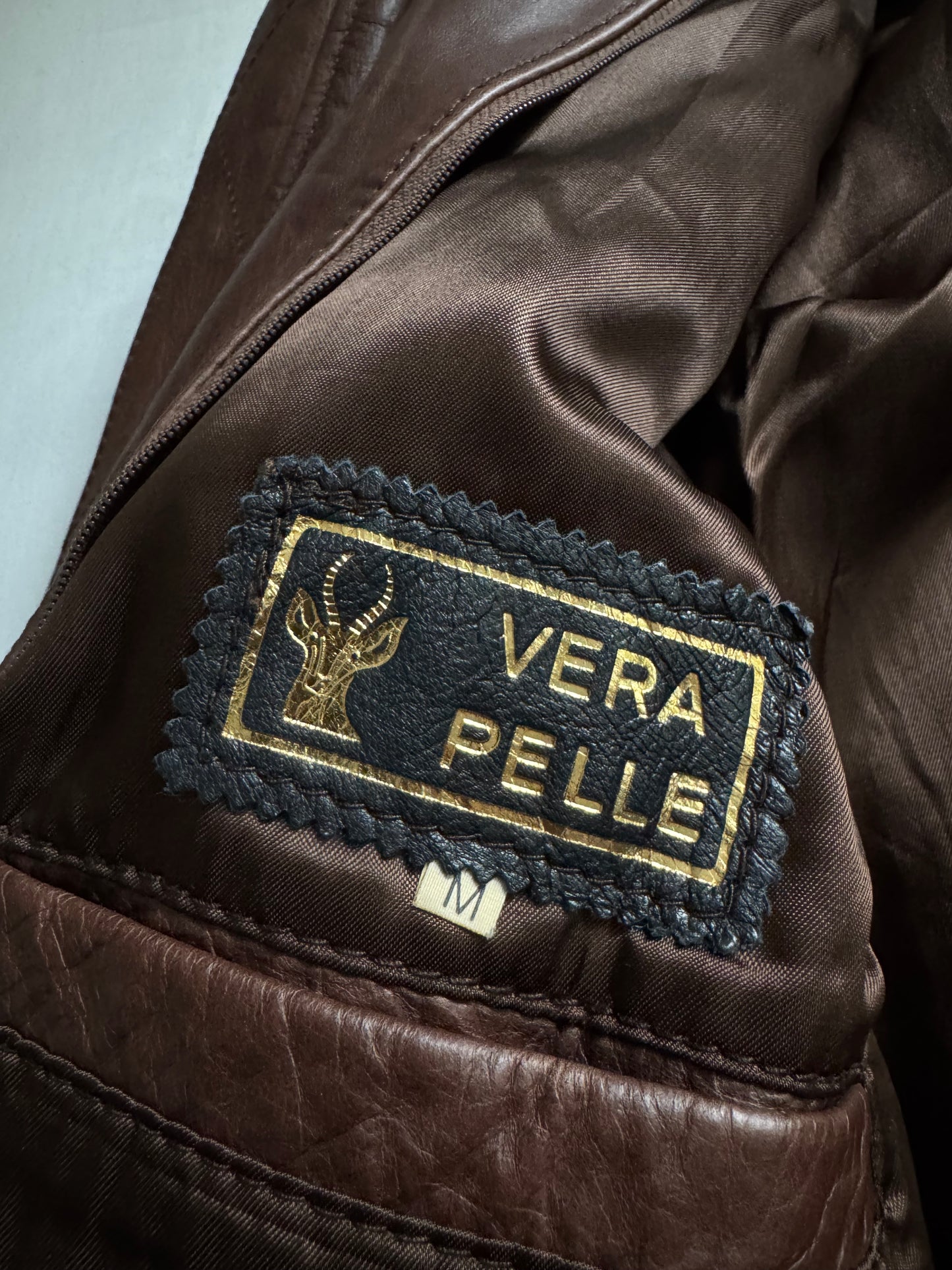 🧥 Geacă Vintage din Piele Maro cu Guler și Căptușeală Detasabilă din Faux Shearling – Mărime M (Made in Italy)