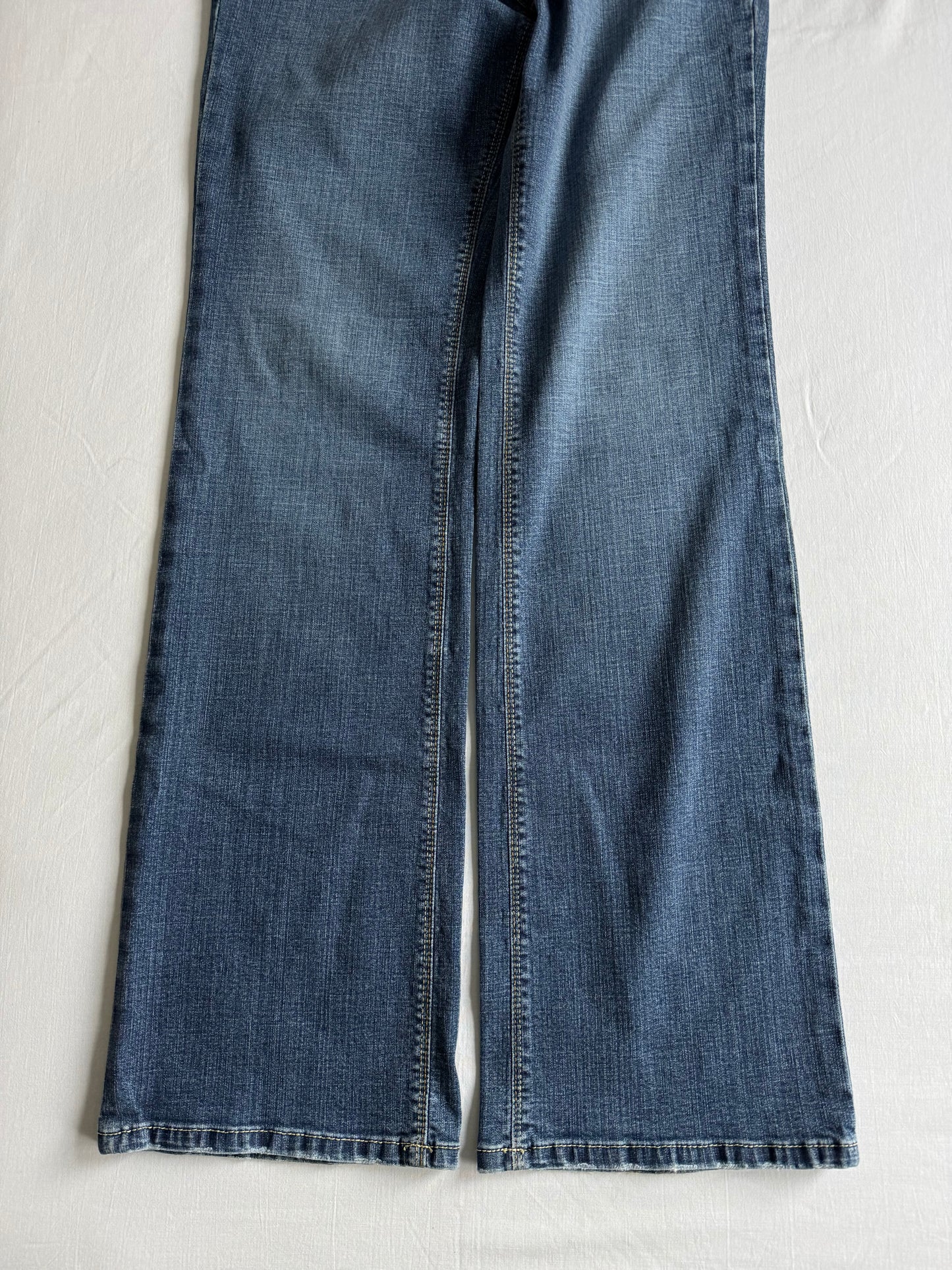 👖 Blugi Y2K Bootcut – Mărime US 6 / EU 36