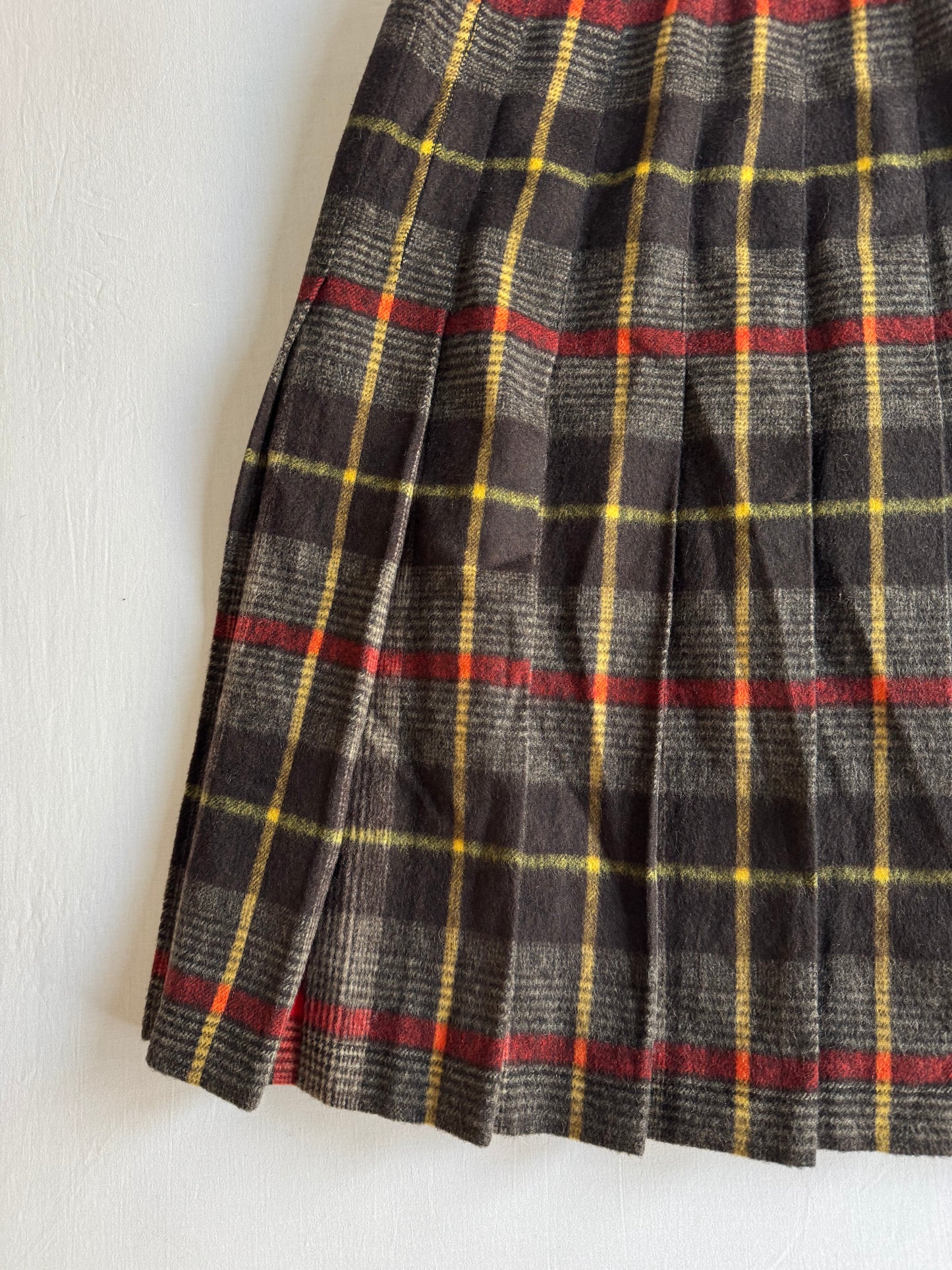 🪃 Fustă Vintage Plisată din Lână cu Print Tartan – aprox. M