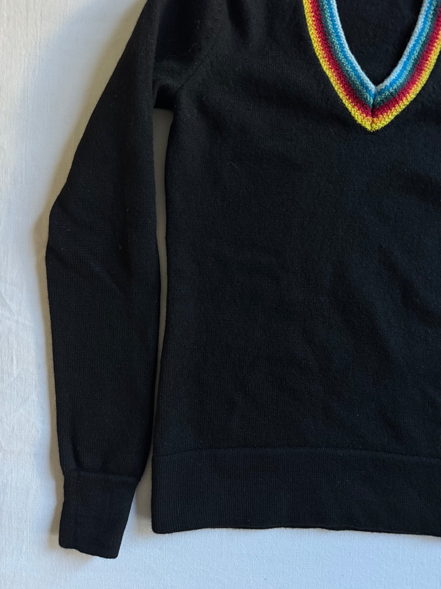 🐊 🧶 Pulover vintage Lacoste V-neck negru – mărimea S femei