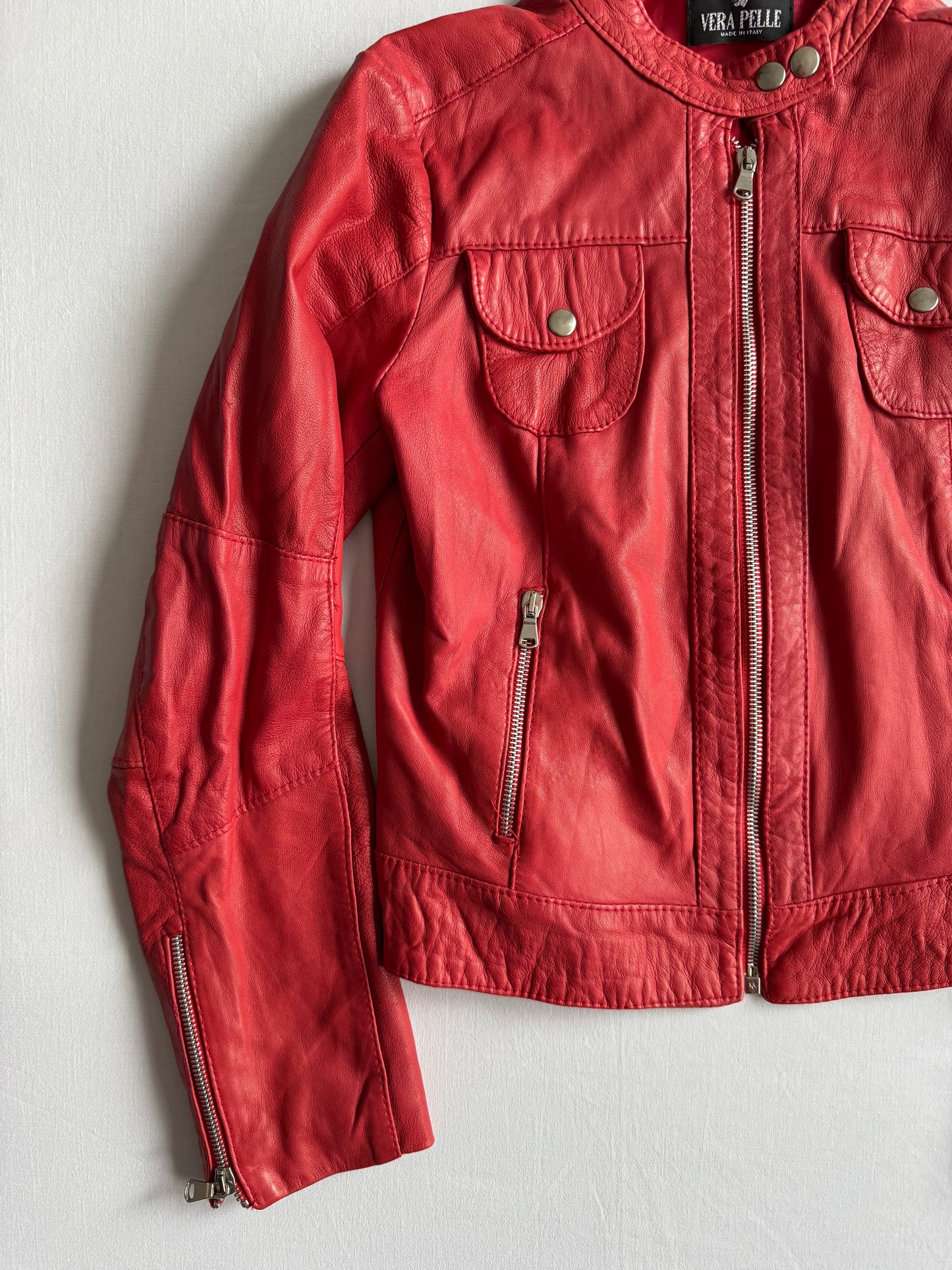 🍒 Jachetă Y2K Cafe Racer Roșie din Piele – S Damă