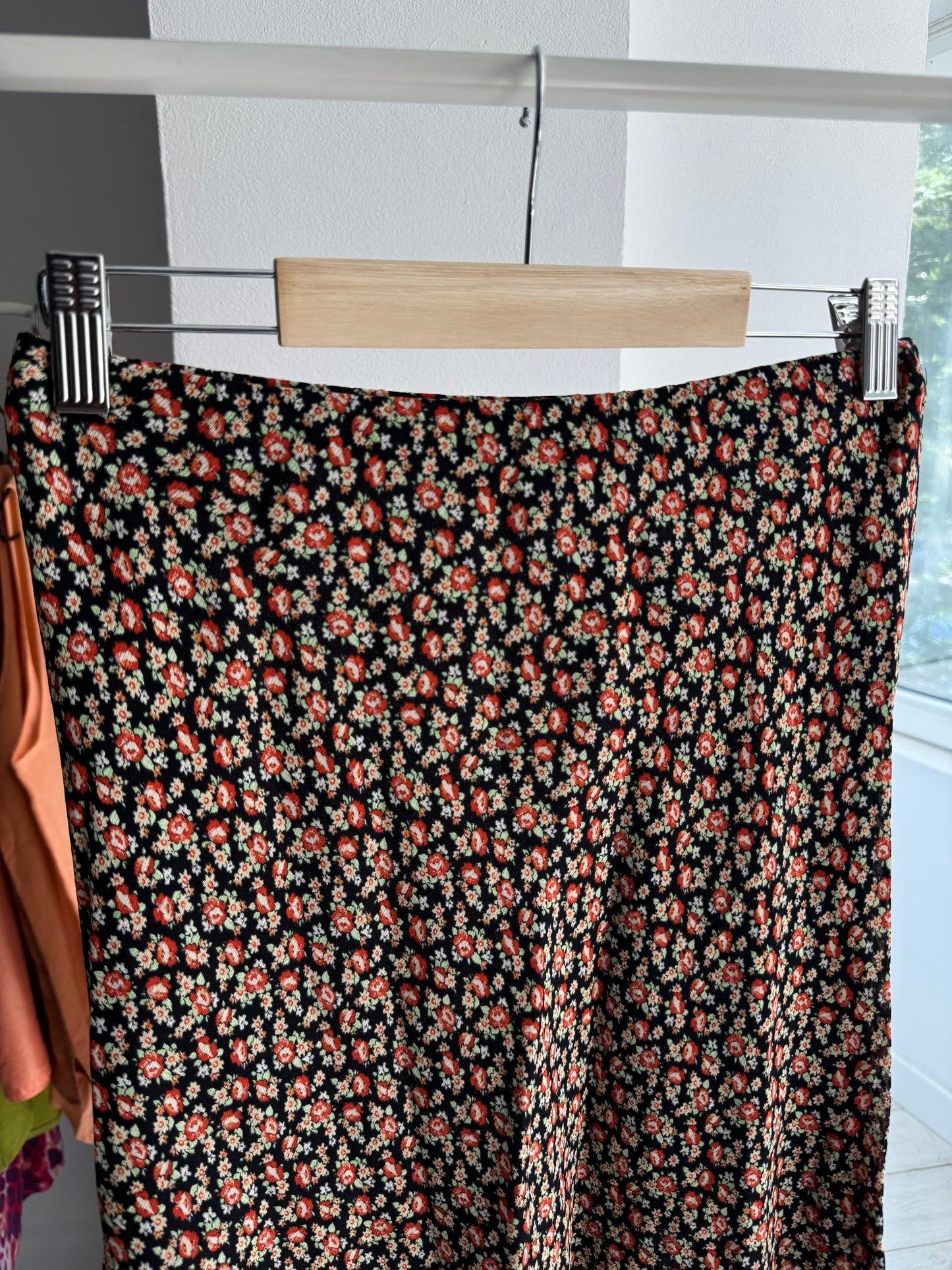 ☀️ Fustă Y2K Floral Mesh – Approx. XS–S Damă