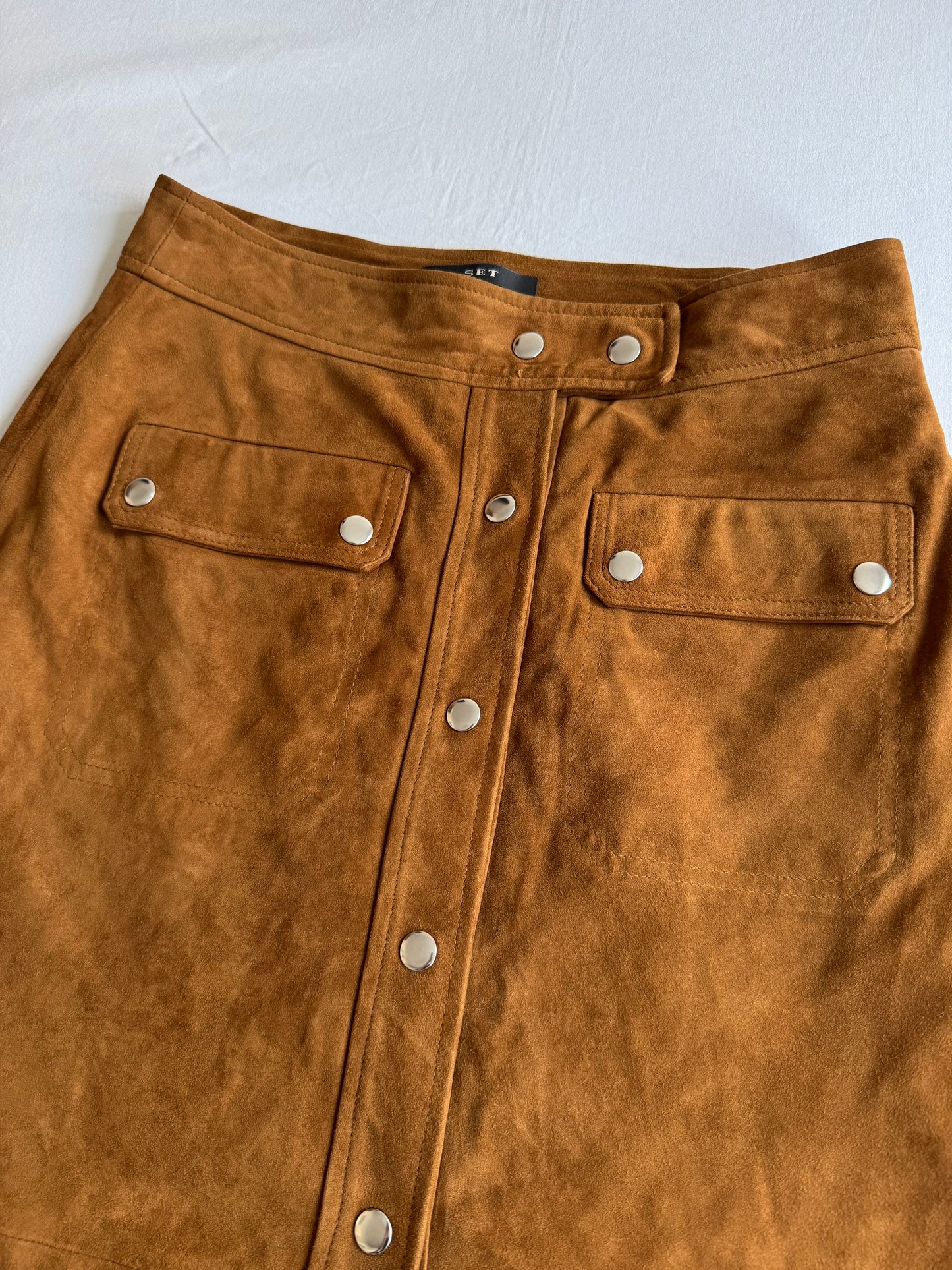 👜 Fustă A-Line din Piele Suede Maro – M (EU 38)