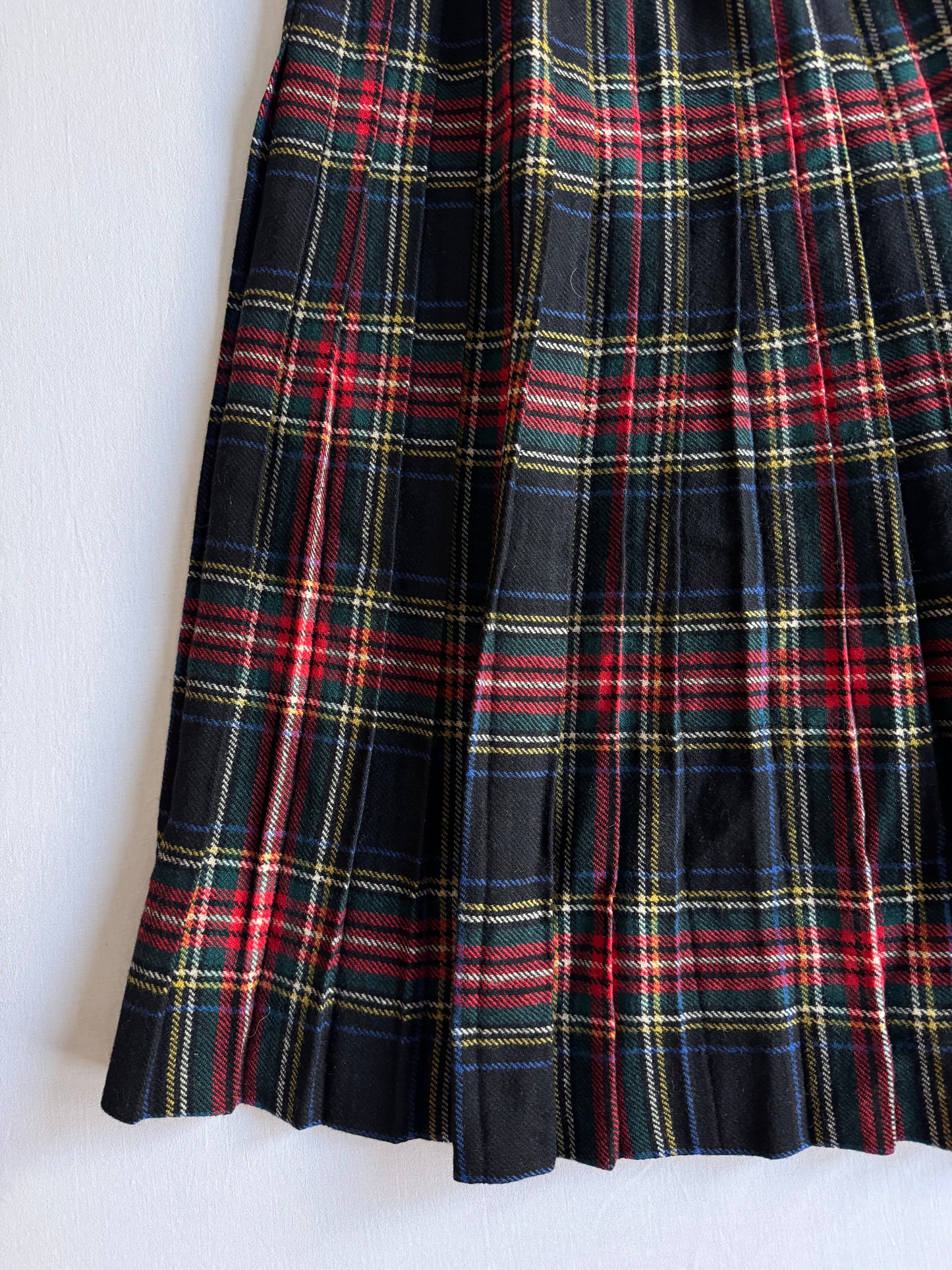 🇬🇧 Fustă Vintage Plisată din Lână Tartan – aprox. XS