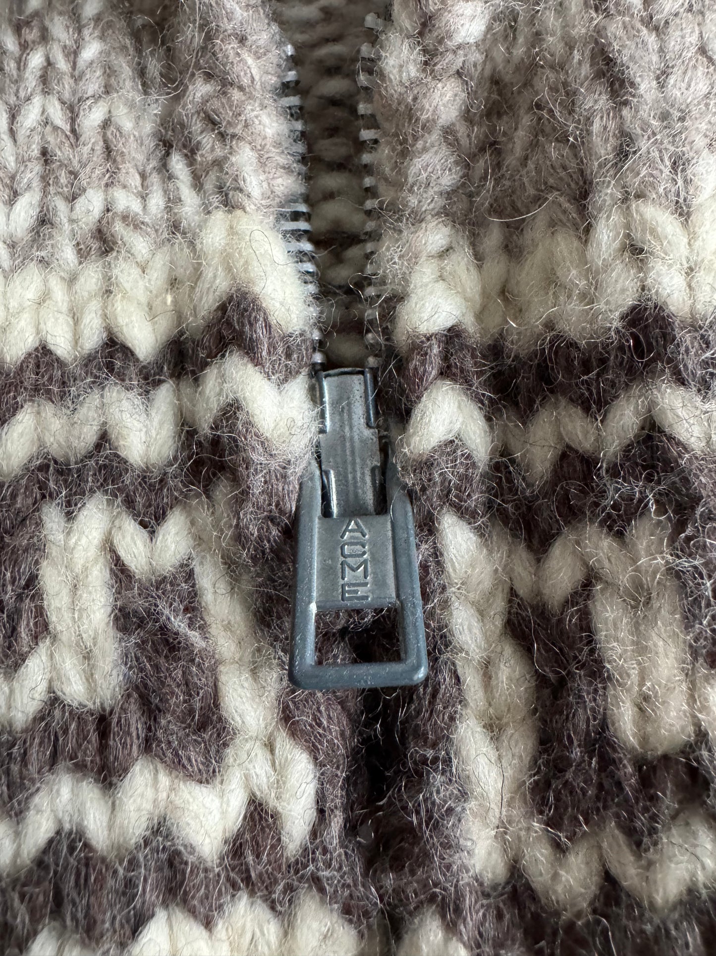 🦅 60’s Tuak Cowichan Thunderbird Wool Sweater – Mărime M