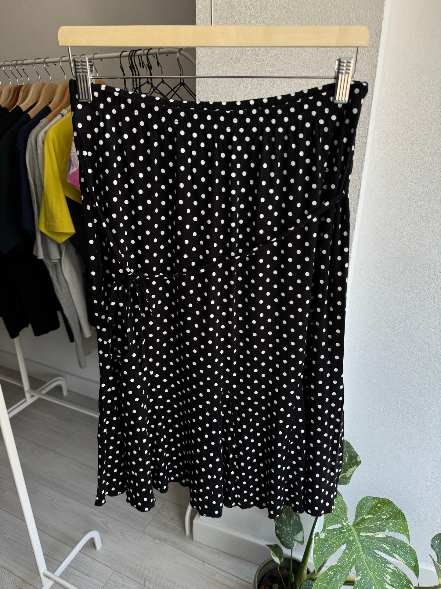 ☀️ Fustă Y2K cu Print Polka Dot și Fundiță – L Damă