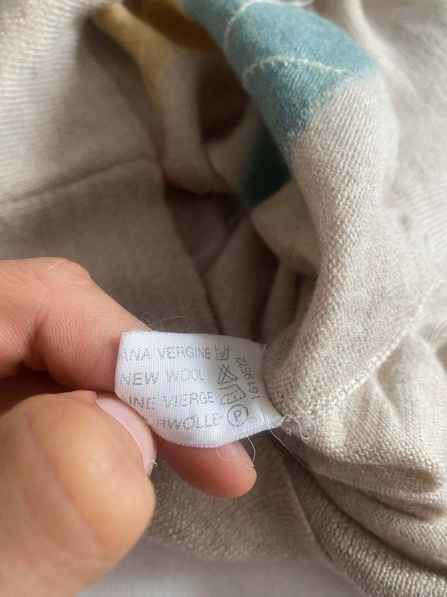 Pulover Vintage V-Neck – Cream Argyle Pattern – 100% Lână Virgină – Made in Italy – Men’s L