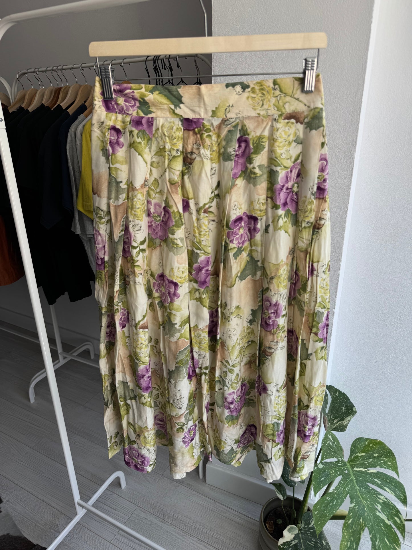 ☀️ Fustă Vintage Floral cu Print – Approx. M Damă