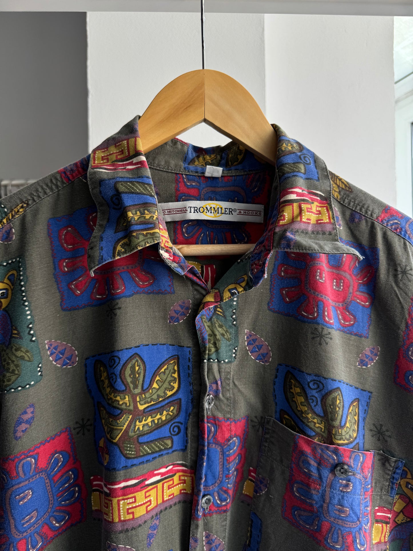 🧸 Cămașă Vintage Graphic Print – L Bărbați