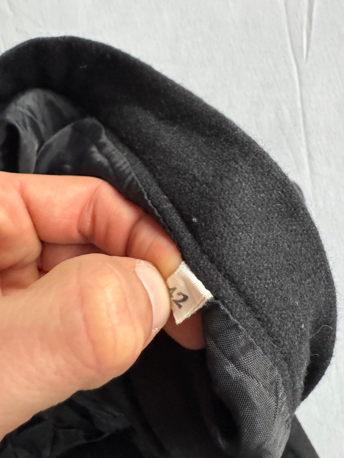 Fustă Vintage Plisată Neagră din Lână – S (IT 42)