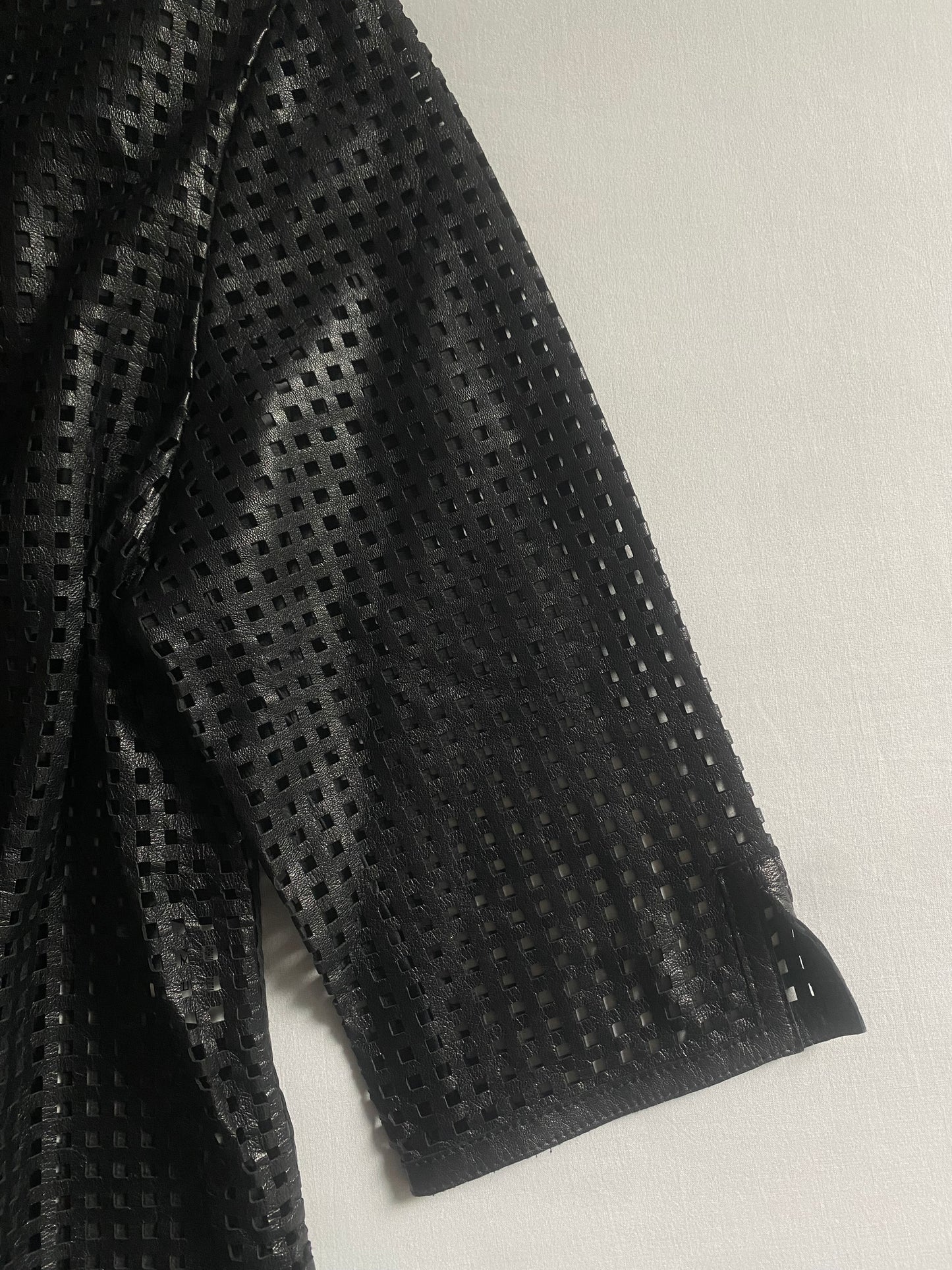 🖤 Cămașă Vintage din Piele Transparentă – Mărime L (Fit S/M)