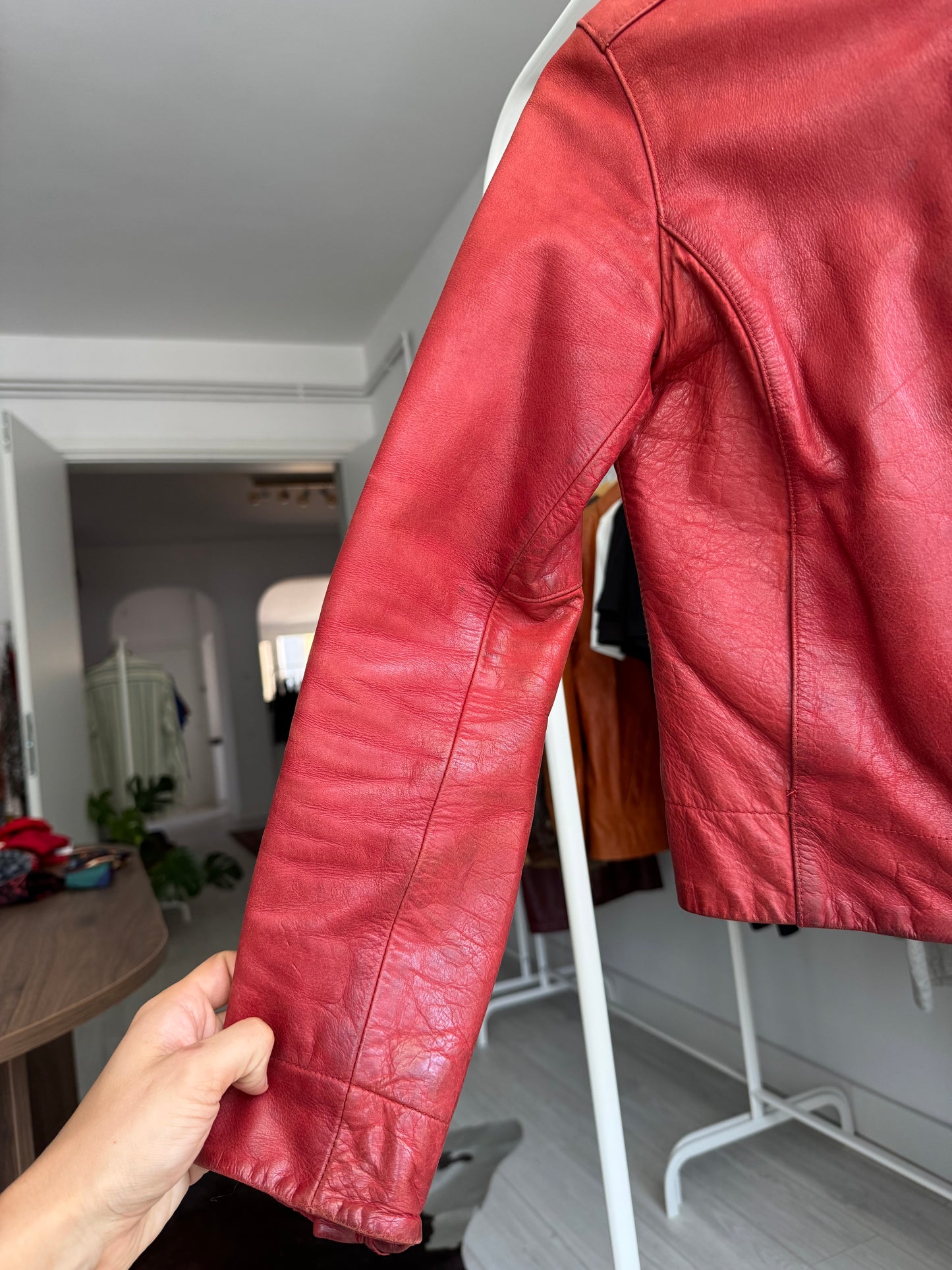 🍷 Jachetă Piele Buffalo Roșie Chevignon Y2K Vintage – Mărime S