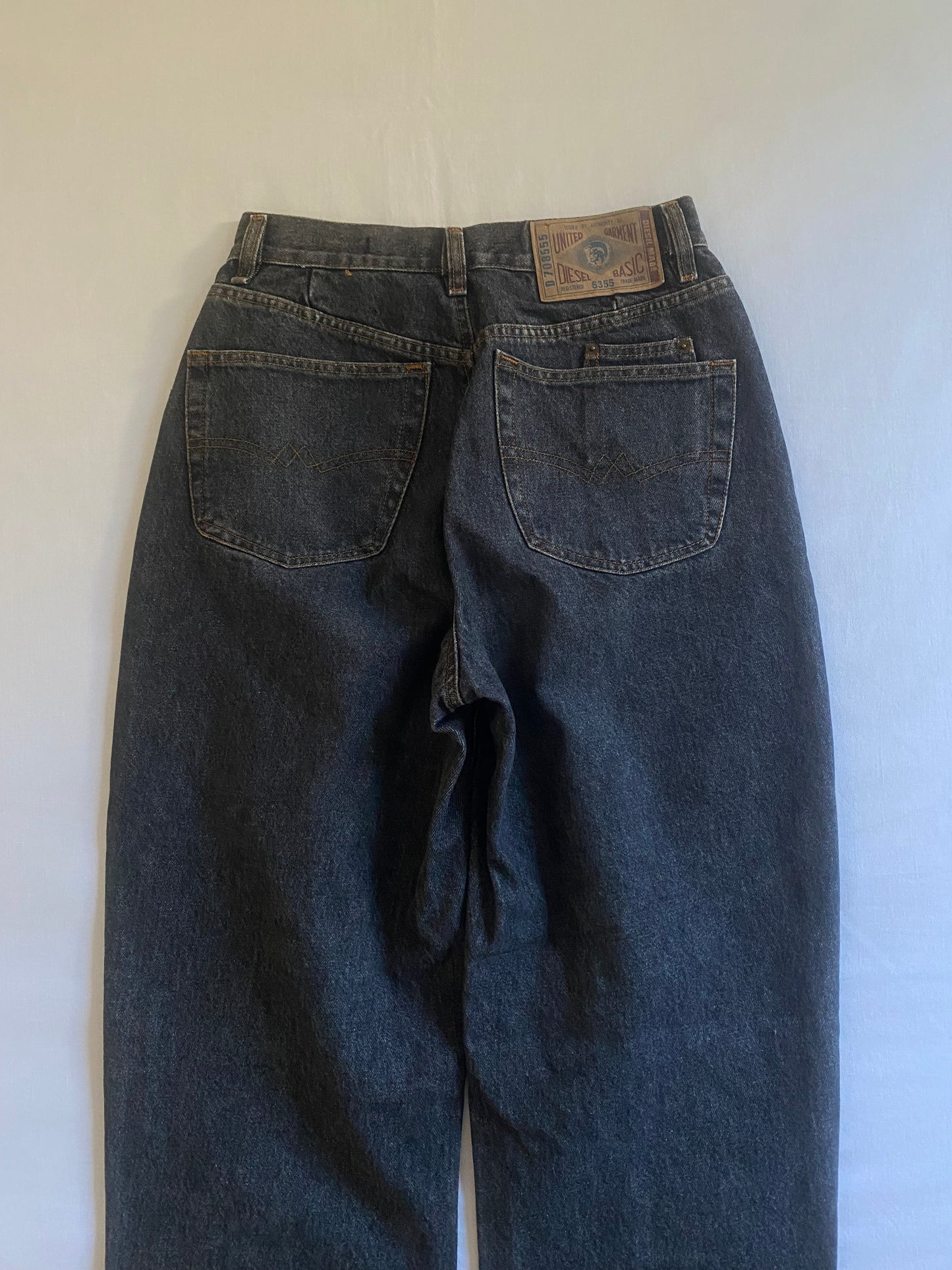 90's Vintage Diesel Dark Grey Balloon Jeans