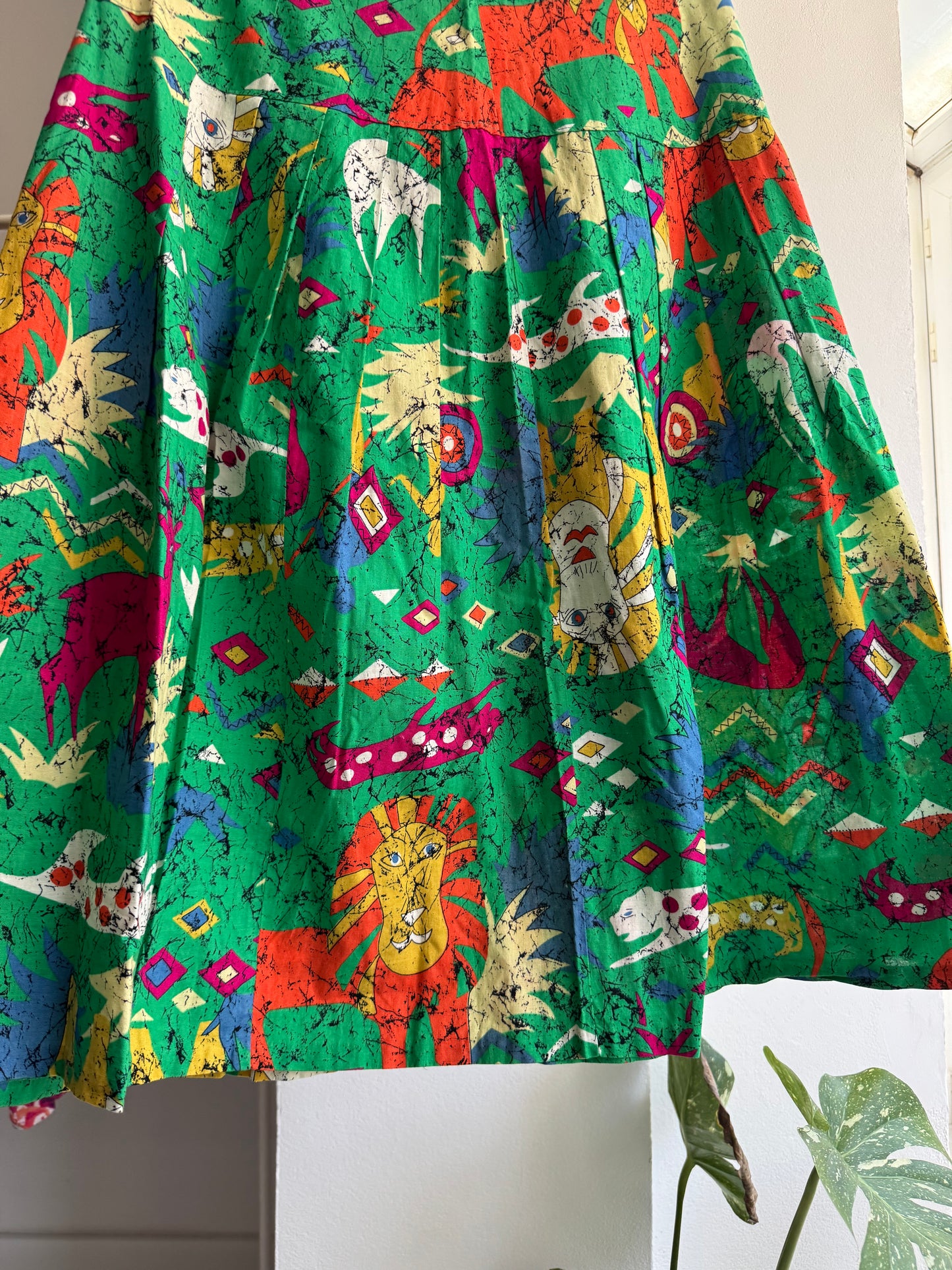 🌴 Fustă Vintage cu Jungle Print – Approx. M/L Damă