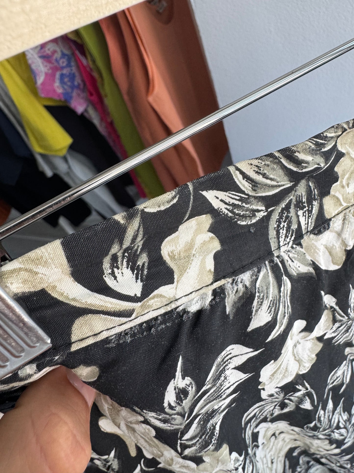 ☀️ Fustă Vintage Floral cu Print – IT 42 Damă (S/M)