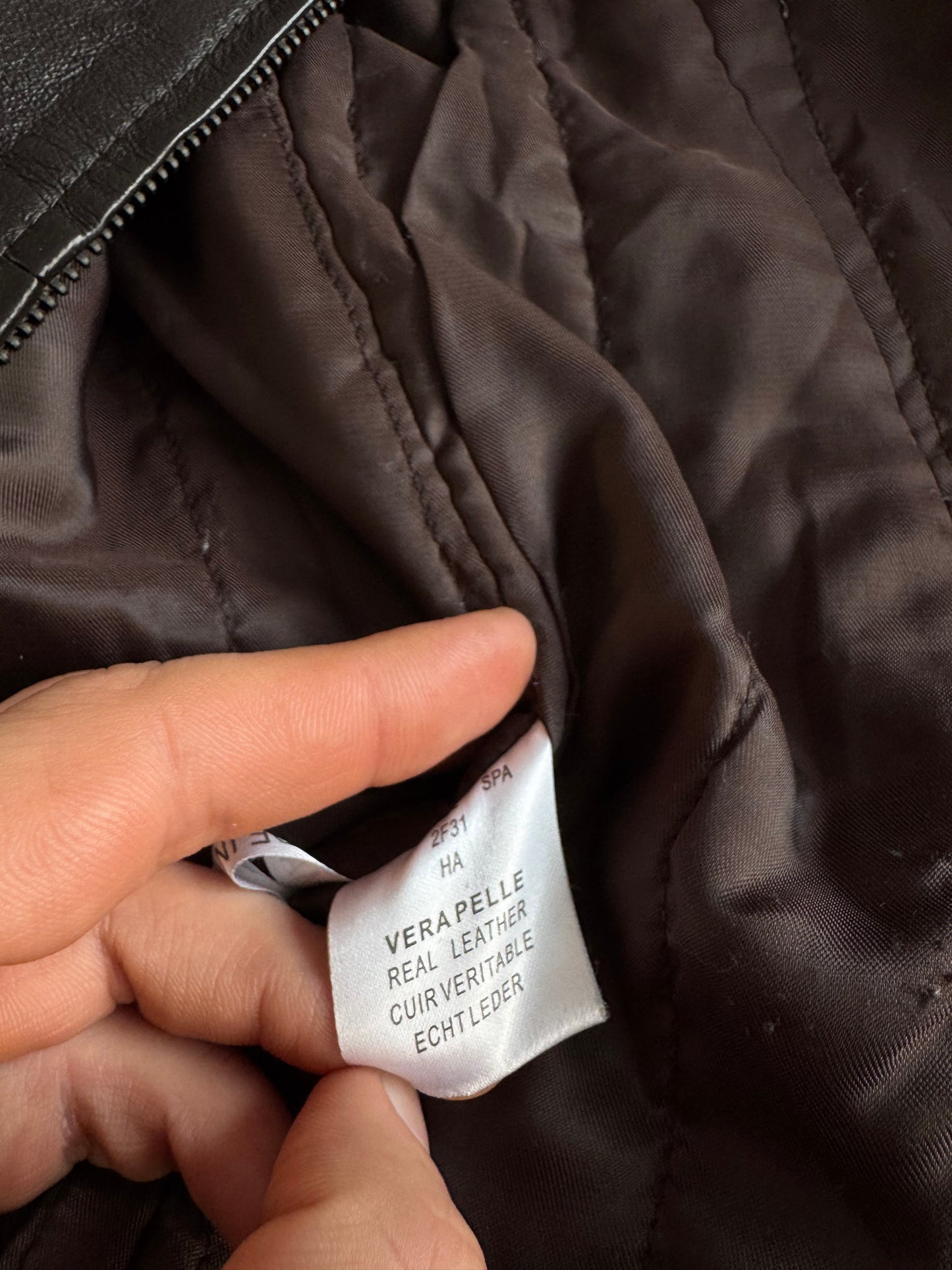 🦊 Jachetă Y2K din Piele Maro Închis cu Glugă Bordată cu Blană de Vulpe – IT 44 (M/L Damă)