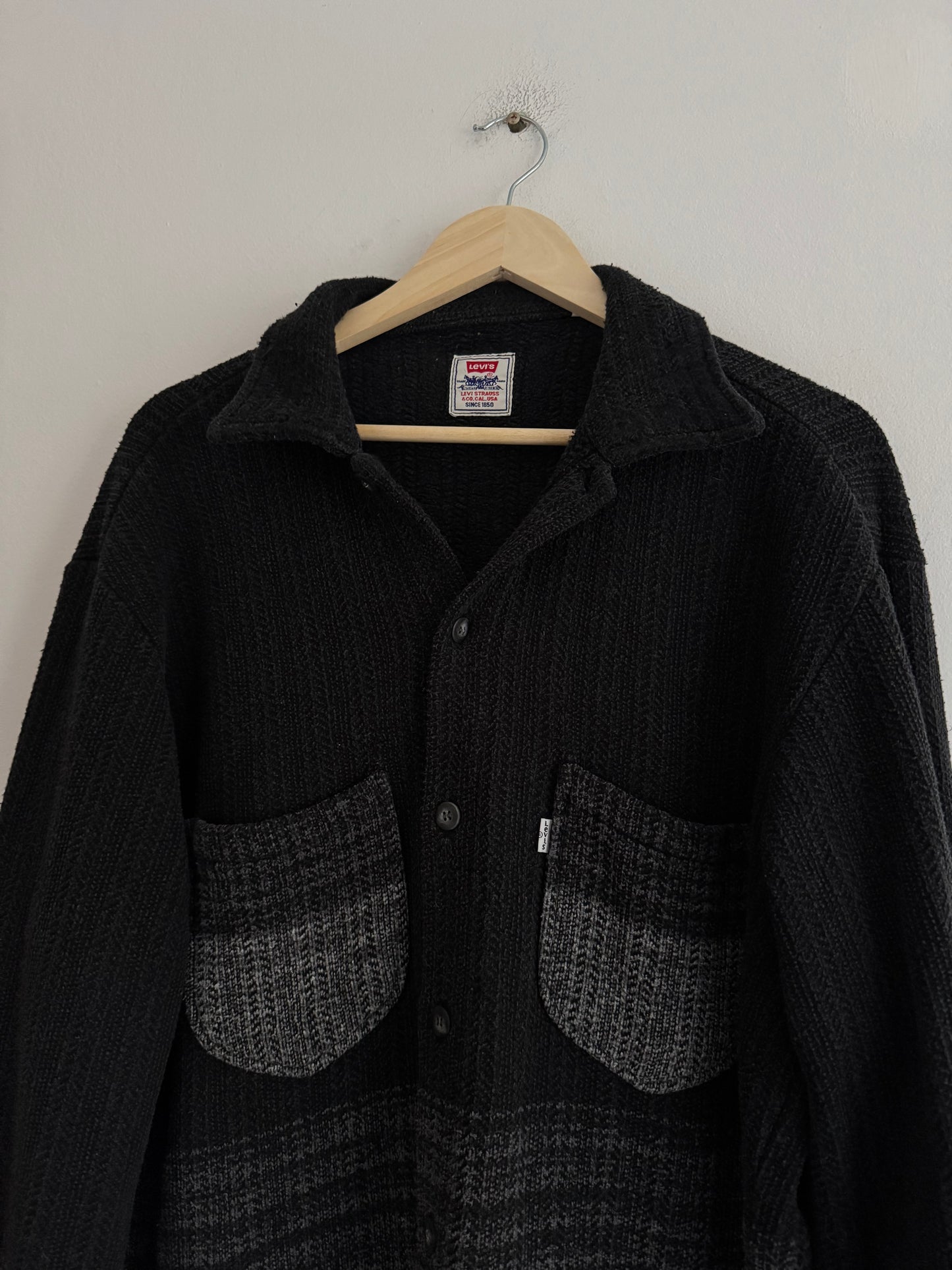 🧶 Overshirt Vintage Bărbați Levi’s Negru Tricotat din Bumbac și Acril – L