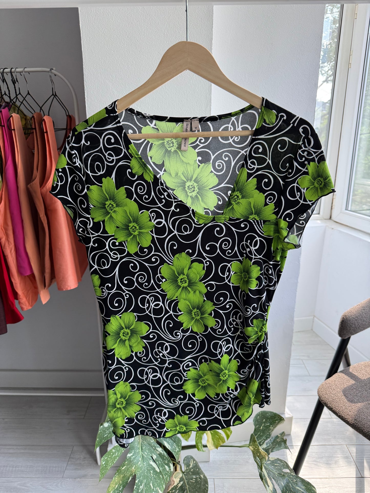 💁‍♀️ Top Mesh Asimetric Floral Printed Y2K | Made in USA – M Damă