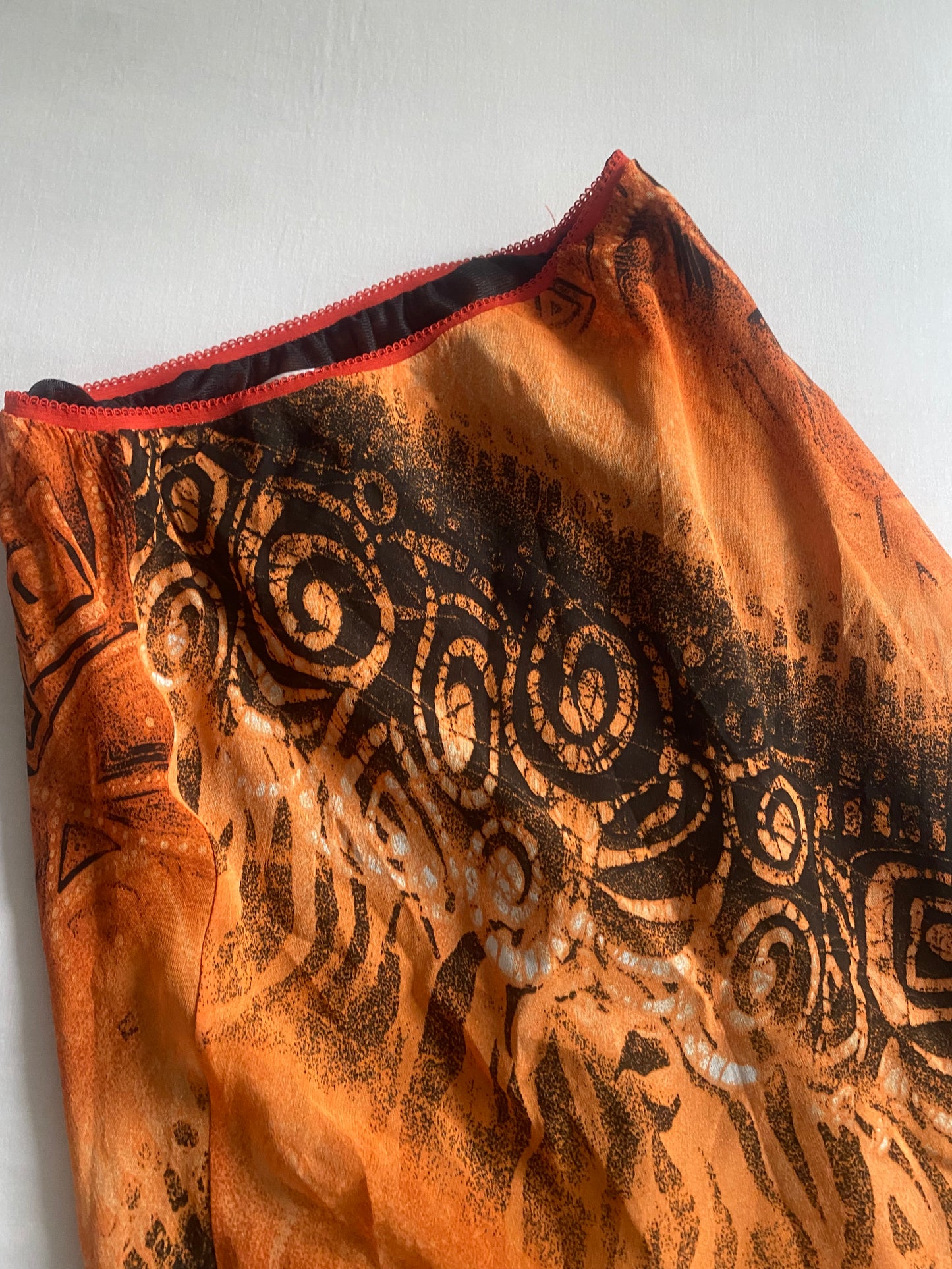 Fustă Y2K Portocalie cu Imprimeu – Mărime M 🍊🧡