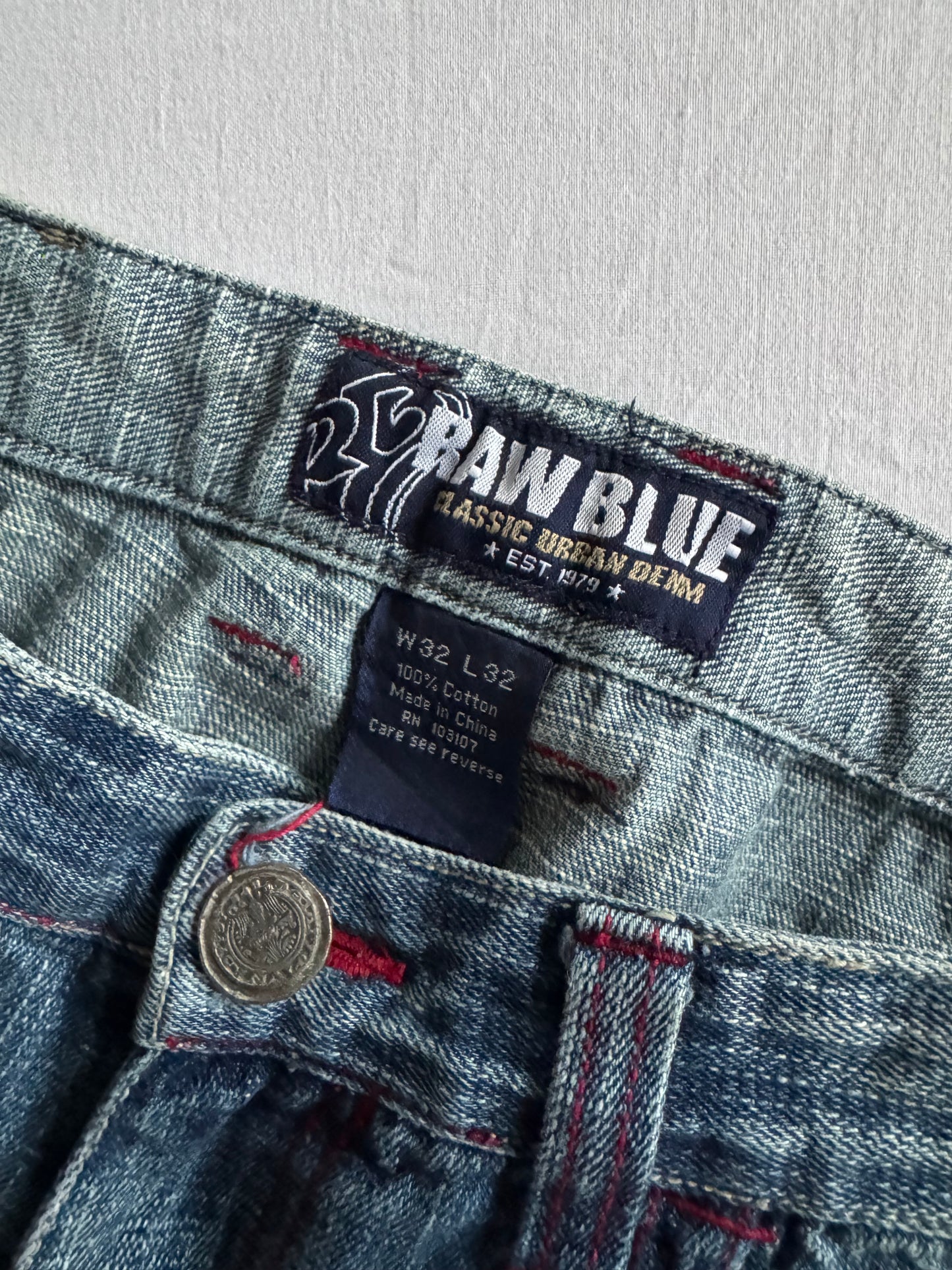 👖 Blugi Y2K Raw Blue Light Wash – Baggy Fit – W32 x L32