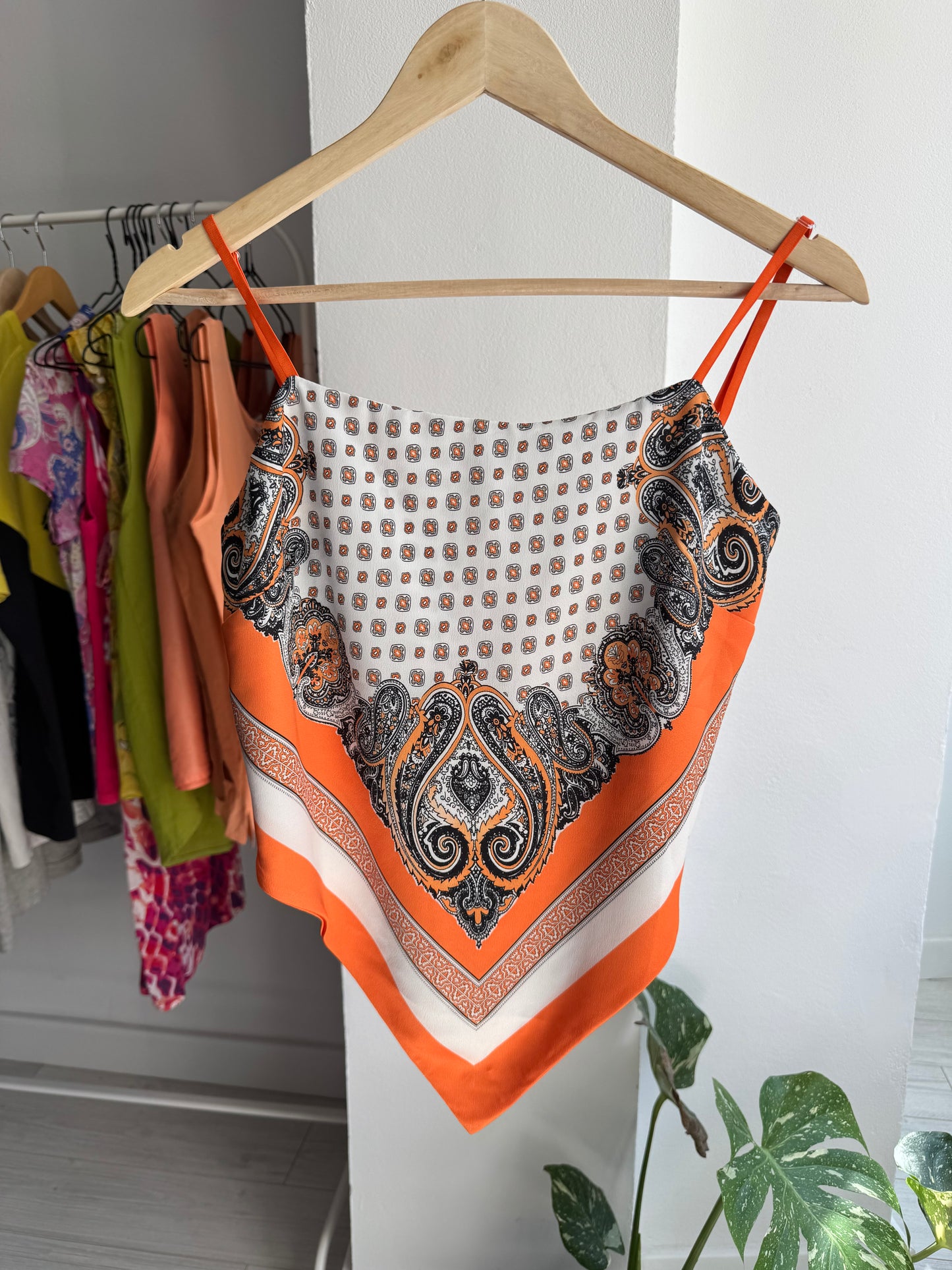 👚 Top Y2K Bandana – Mărime Universală – Made in Italy