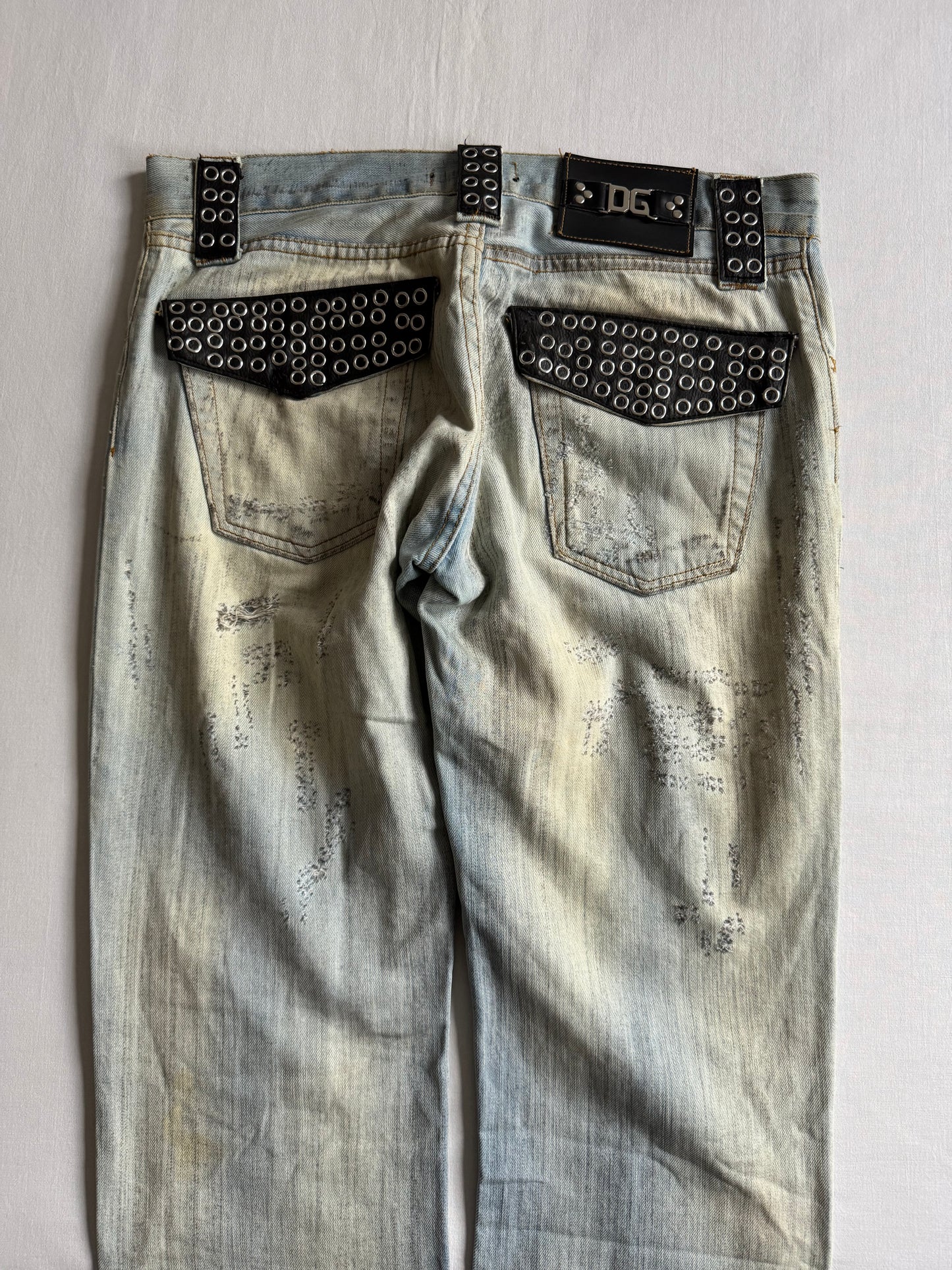 ⭐ Blugi Dolce & Gabbana SS2006 Runway – Eyelet & Leather Belt Loop, Distressed Look (mărimea US 31)