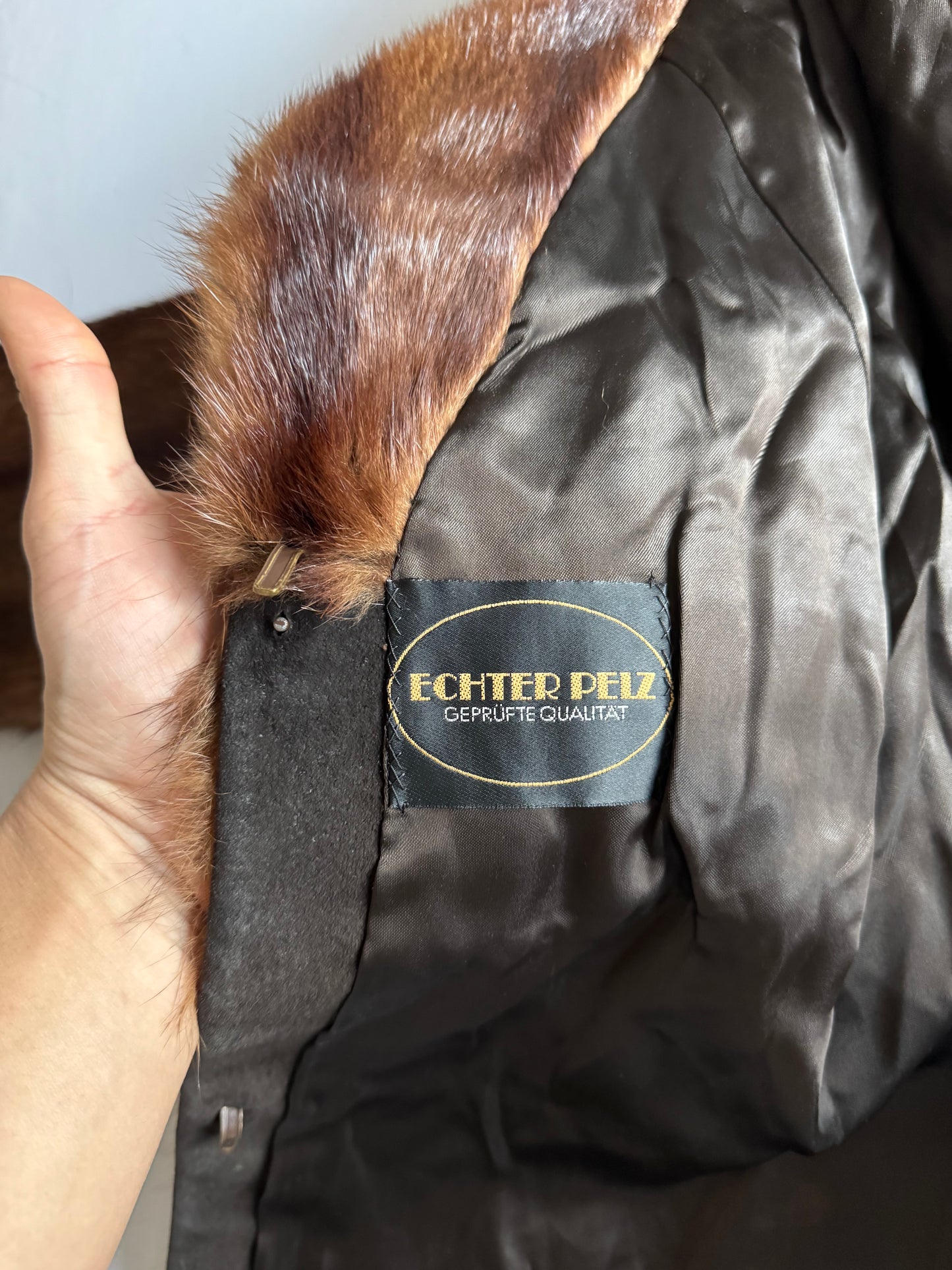 🧥 Haină Vintage din Blană Naturală– Mărime Aproximativă L Femei