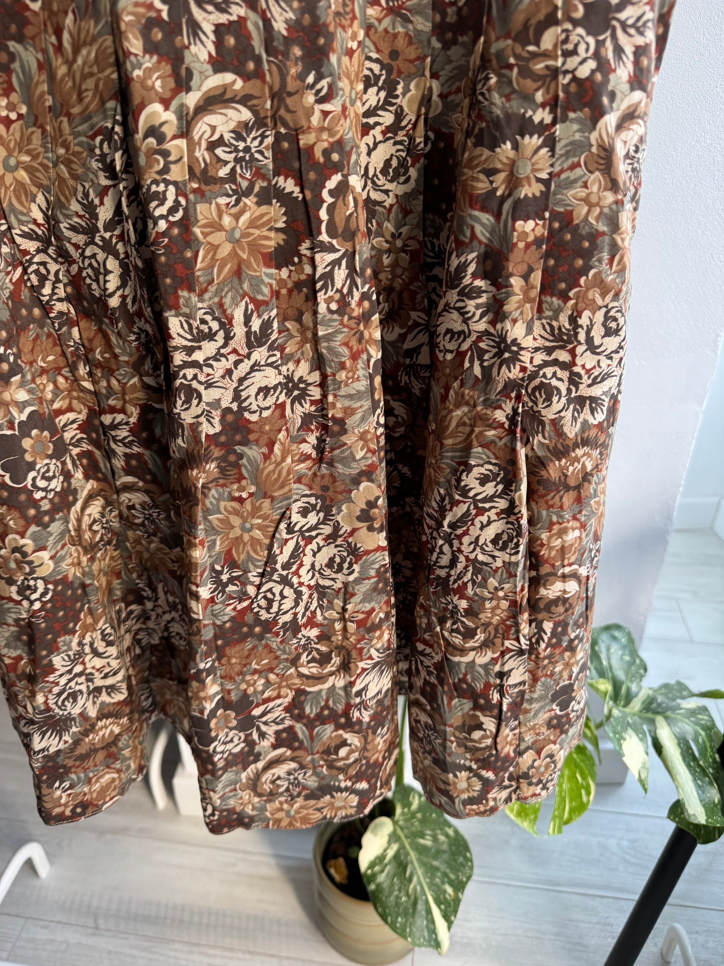 🪵 Fustă Vintage Floral Printed – EU 34 (XS Damă)