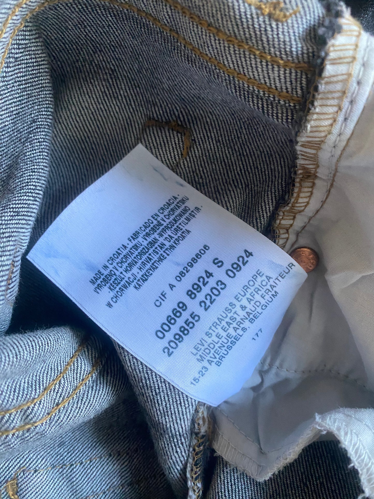 Fustă Denim Y2K Levi’s 669 – Midi – Mărime S