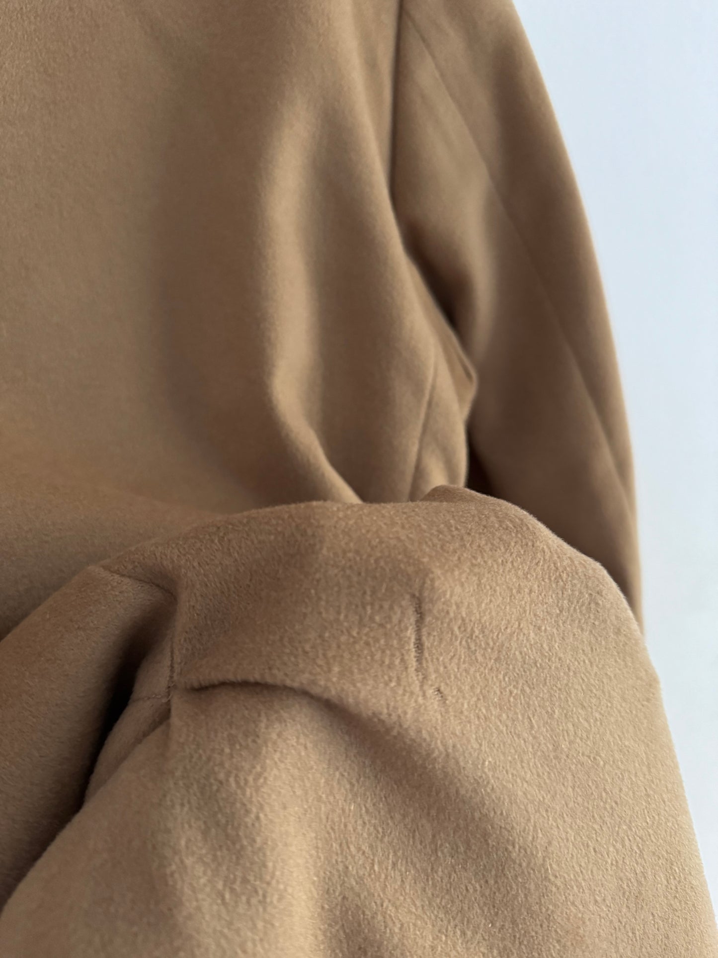 🧥 Palton Vintage Camel din Țesătură Loro Piana – Mărimea 50 (L)