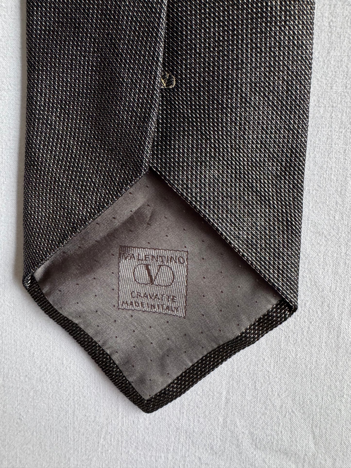 👔 Cravată Vintage Valentino din Mătase