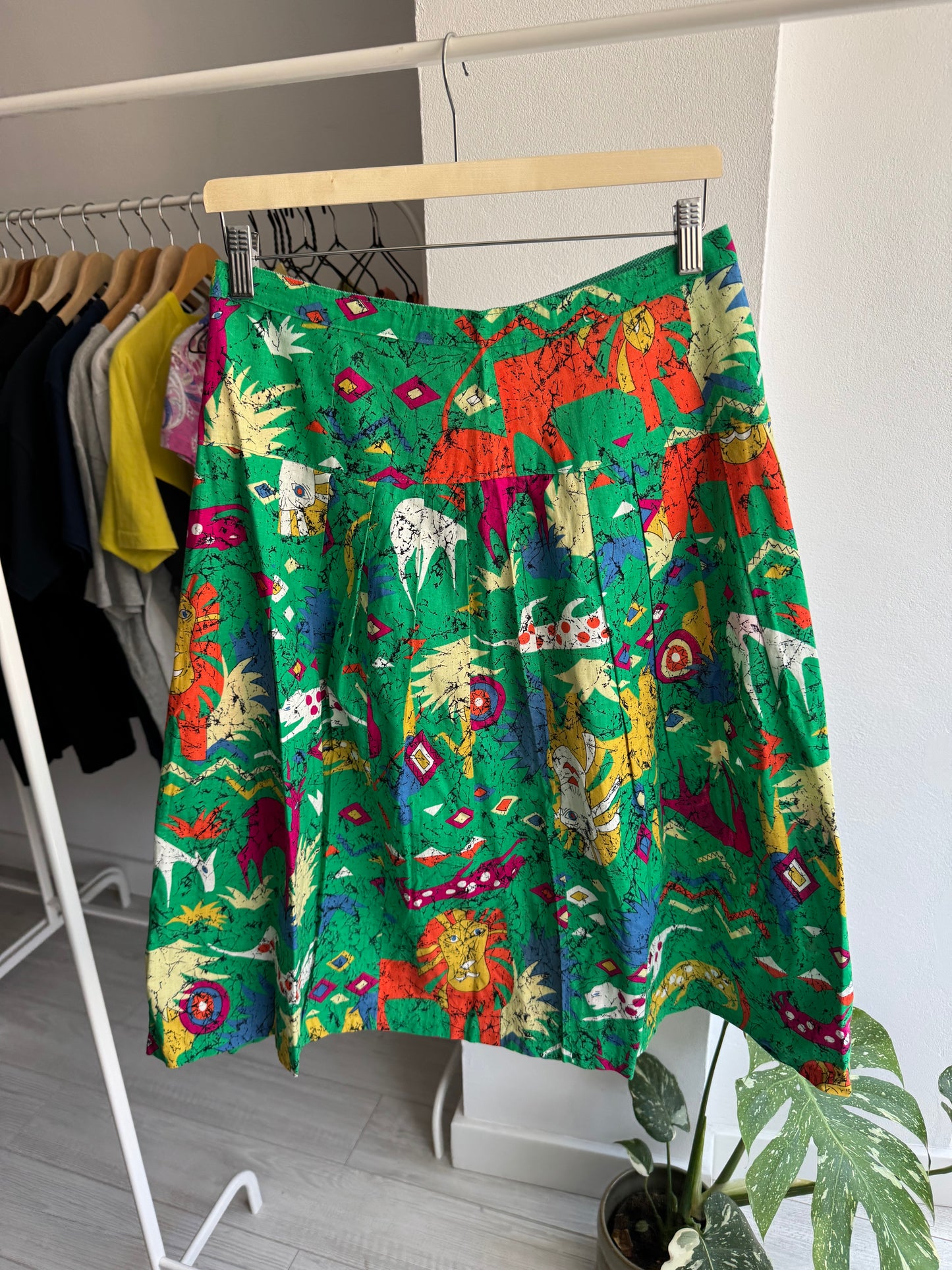 🌴 Fustă Vintage cu Jungle Print – Approx. M/L Damă