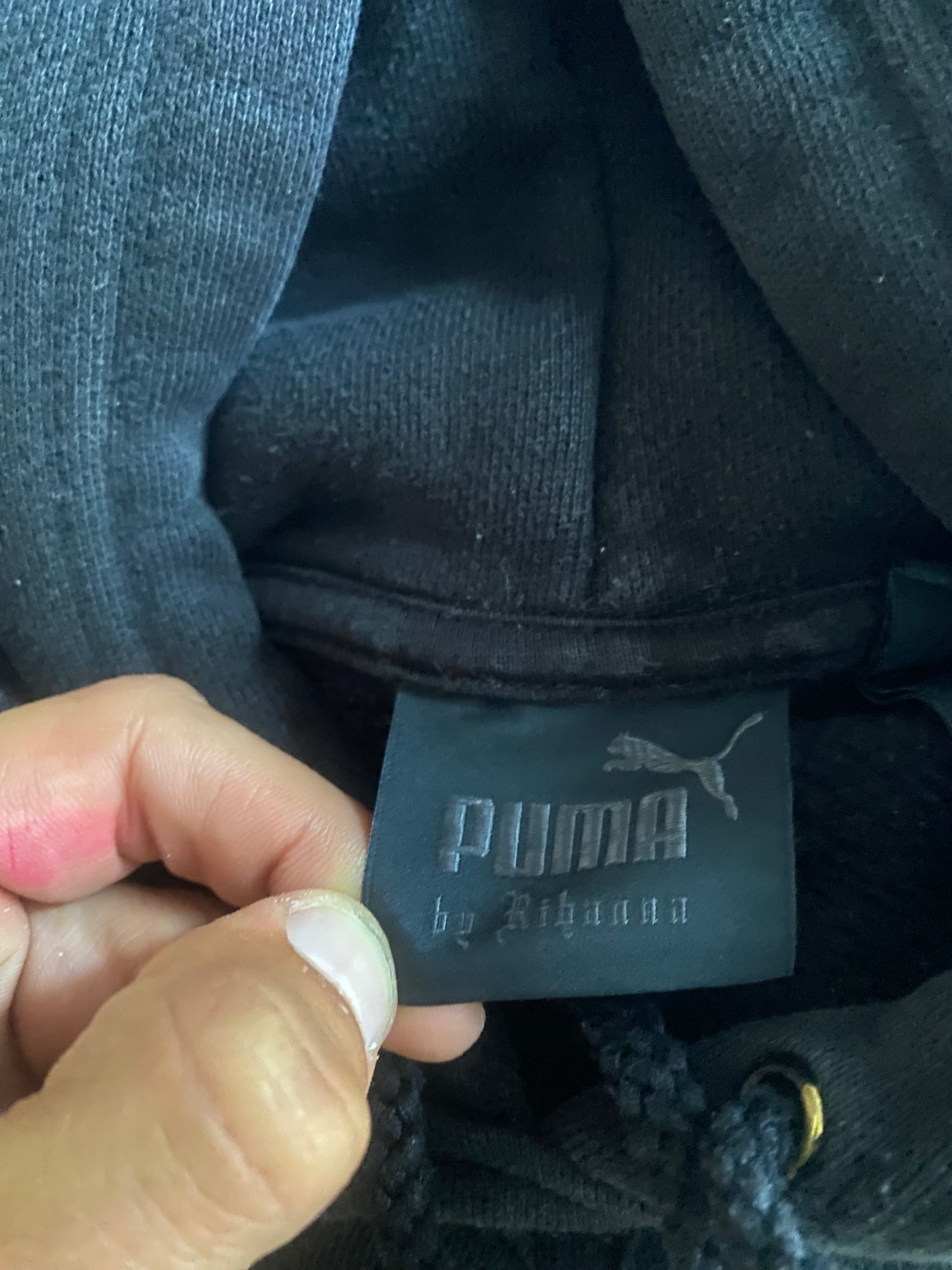 Puma x Rihanna – Cropped Oversized Hoodie – Women’s S