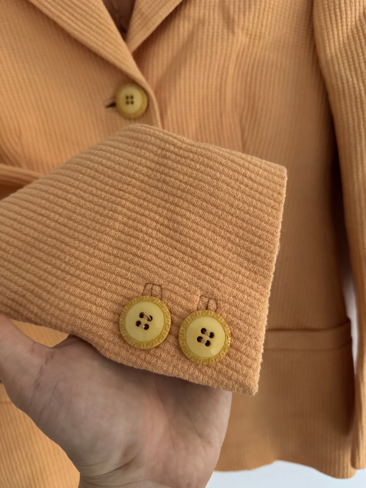 🐍 Sacou Gianni Versace Couture 1995 – Portocaliu Deschis – XS/S Femei