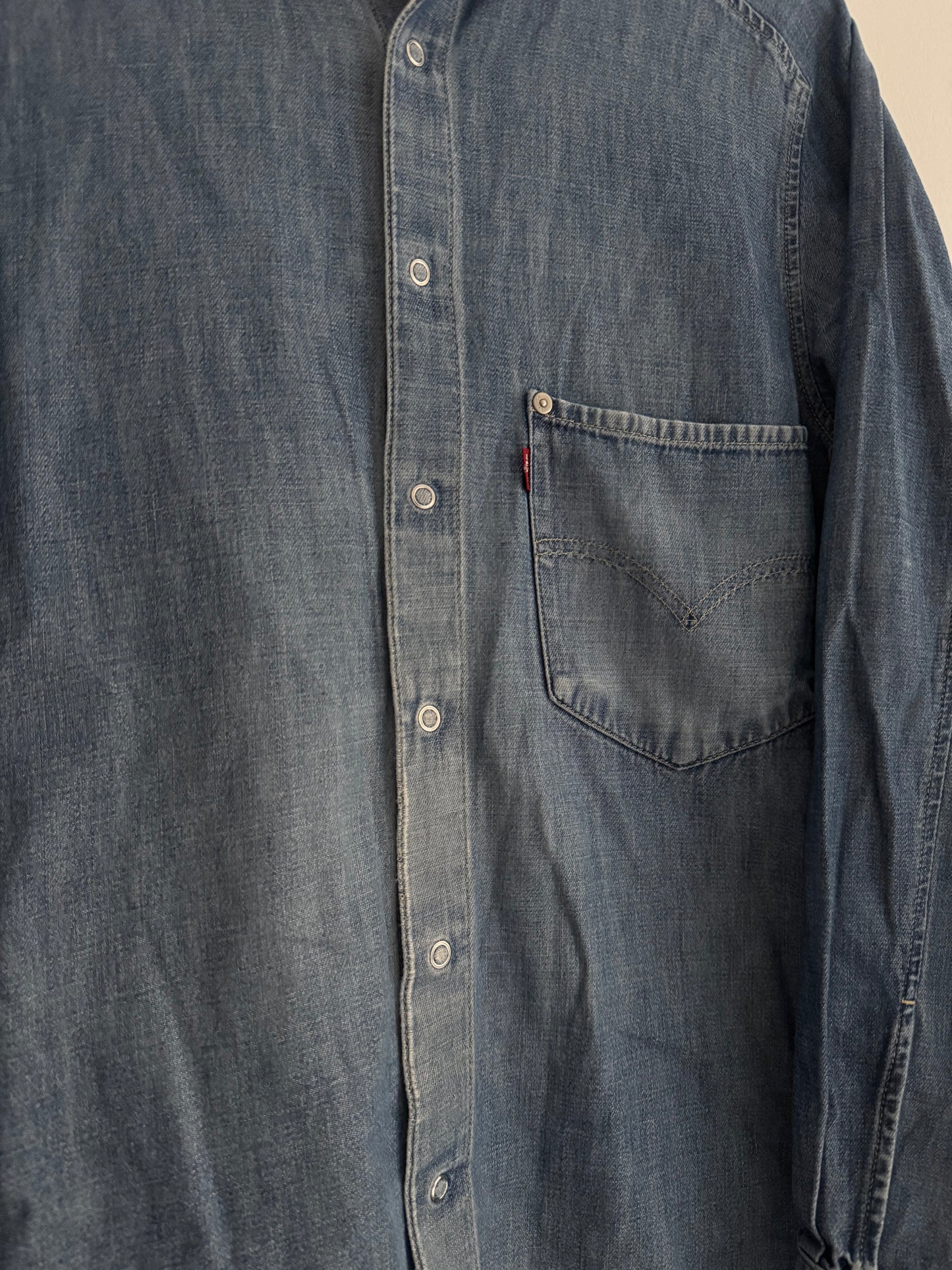 👖 Cămașă Vintage Levi’s Engineered Jeans Denim – M