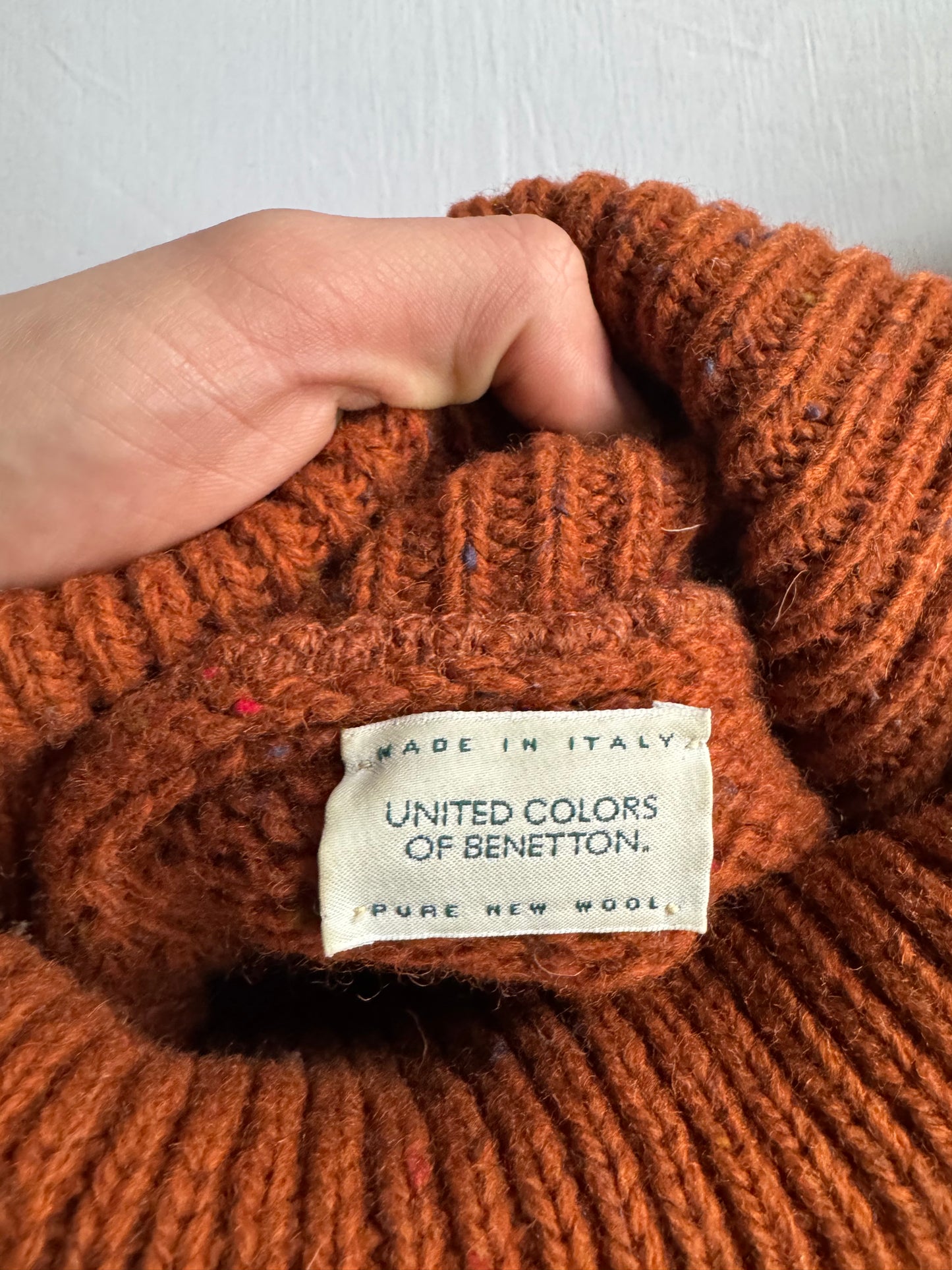 🧶 Pulover Vintage Cărămiziu din Lână Virgină cu Guler Rulat – L