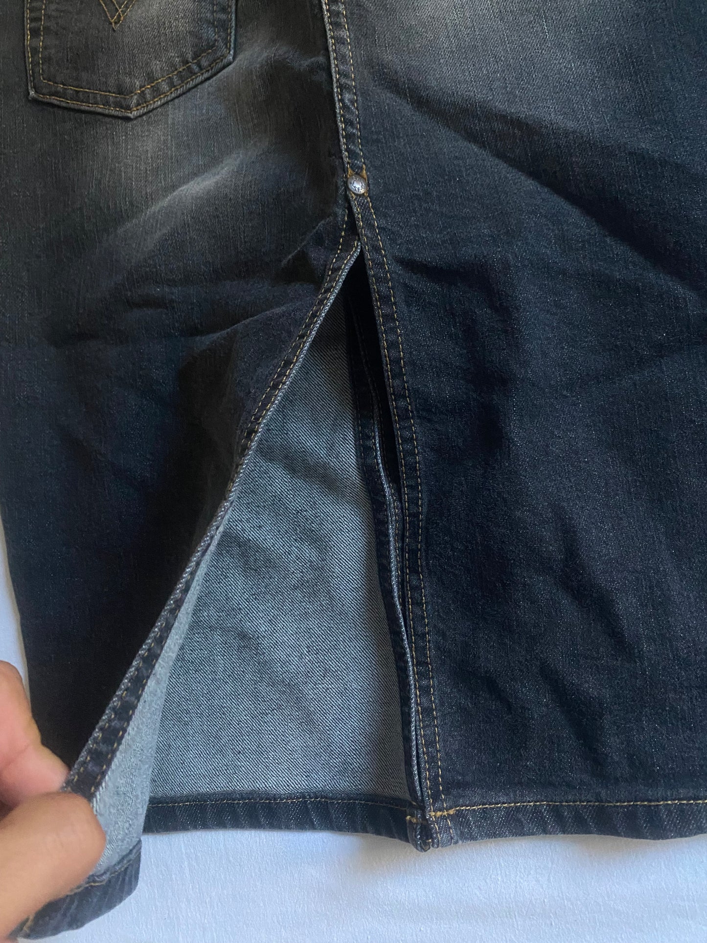 Fustă Denim Y2K Levi’s 669 – Midi – Mărime S